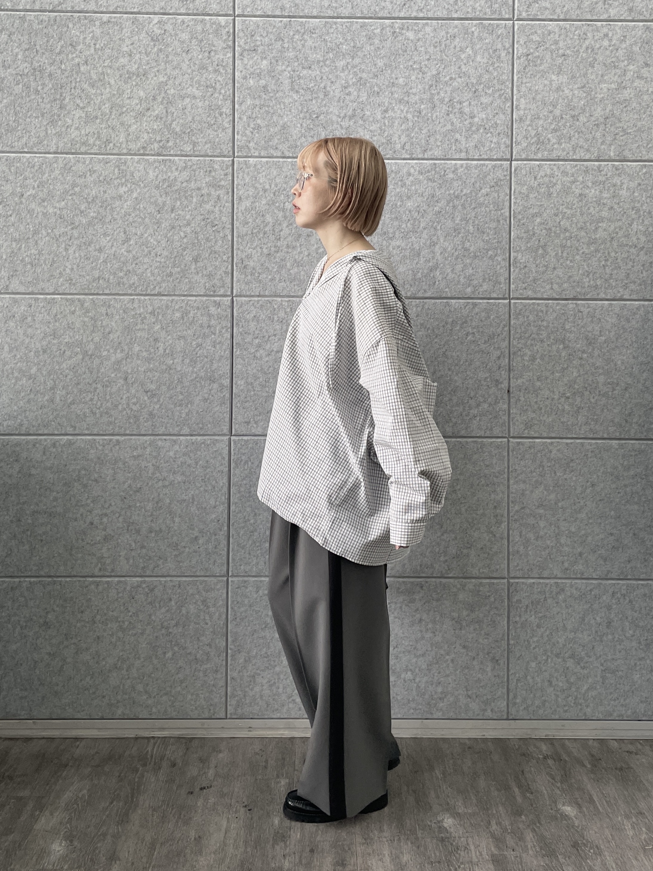 mikuさんの「INDIVI｜Comfy Slacks｜イージーサイドラインワイドパンツ」を使ったコーディネート