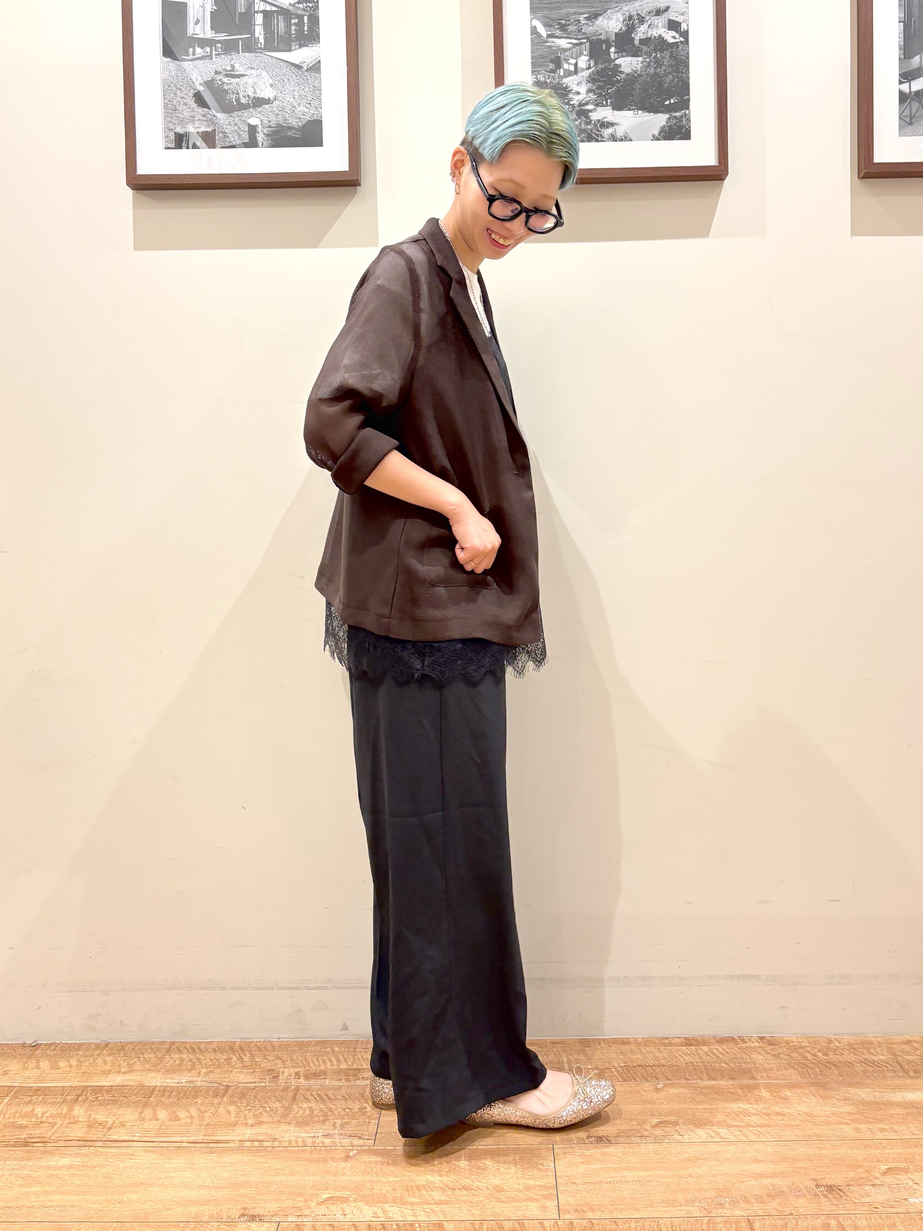 Ayumiさんの「SHOO･LA･RUE｜【通気性〇/セットアップ可/S-LL/洗濯機可】紫外線対策にも メッシュテーラードジャケット」を使ったコーディネート