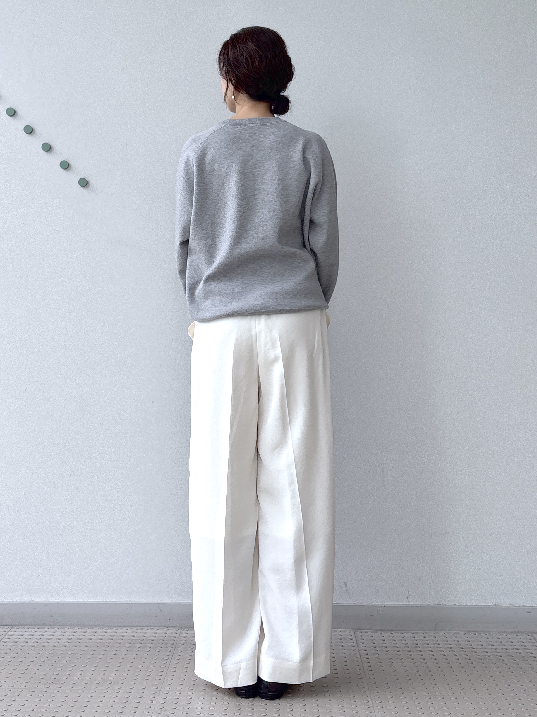 saitoさんの「DRESSTERIOR｜【6色展開/ウォッシャブル】コットンカシミヤニット」を使ったコーディネート