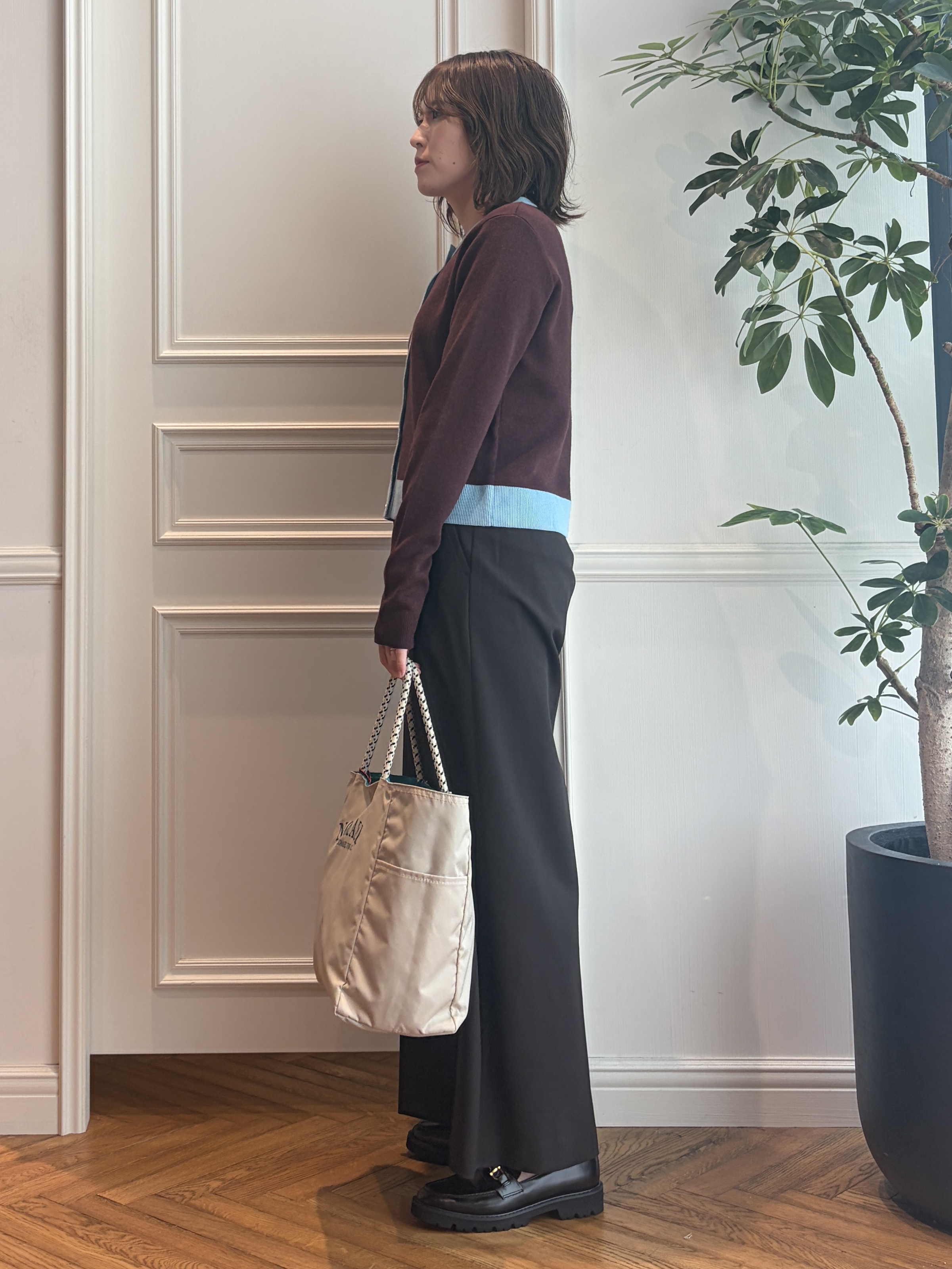 nakaoさんの「DRESSTERIOR｜◆MILOS（ミロス）チェーン付きバニティバッグ」を使ったコーディネート