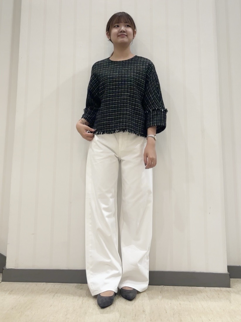 ちひさんの「INDIVI｜【華やか／1枚でサマになる】上品ツイードブラウス」を使ったコーディネート