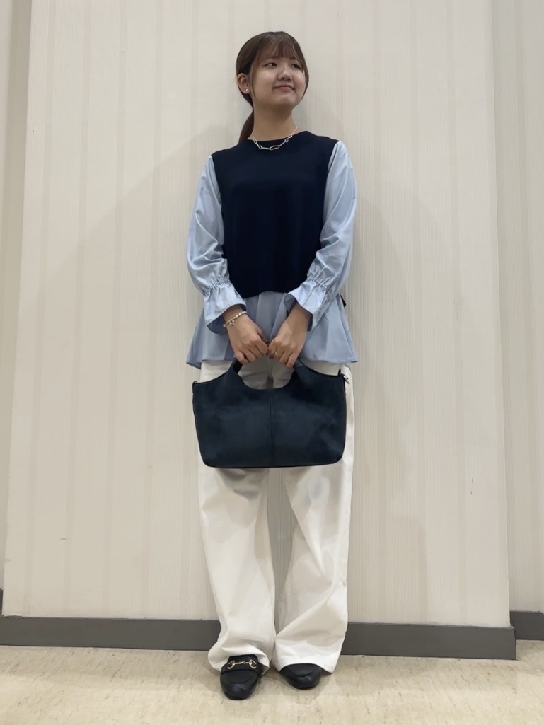 ちひさんの「INDIVI｜【新作登場！】美脚ワイドデニム」を使ったコーディネート