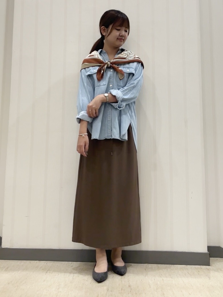 ちひさんの「INDIVI｜【着る日傘】Iラインドロストスカート」を使ったコーディネート