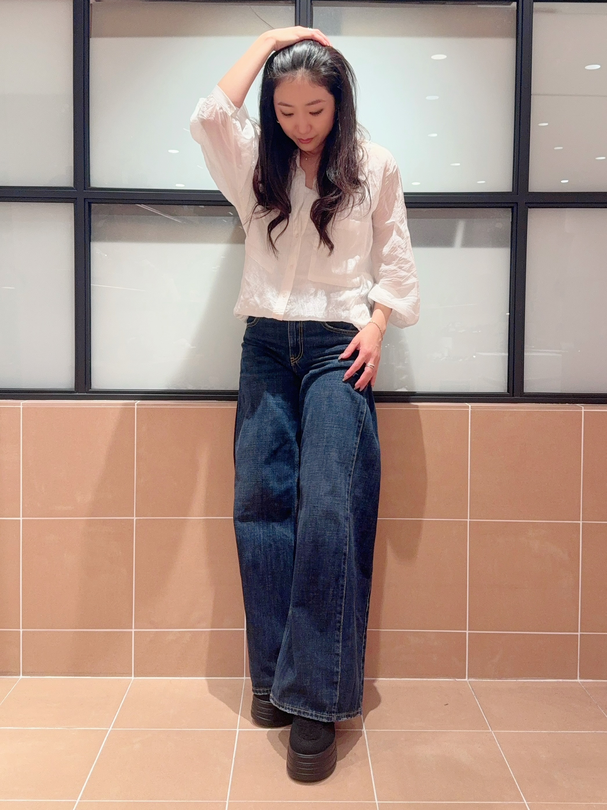 kaoriさんの「ESPERANZA｜きゅんフィットボアスニーカー」を使ったコーディネート