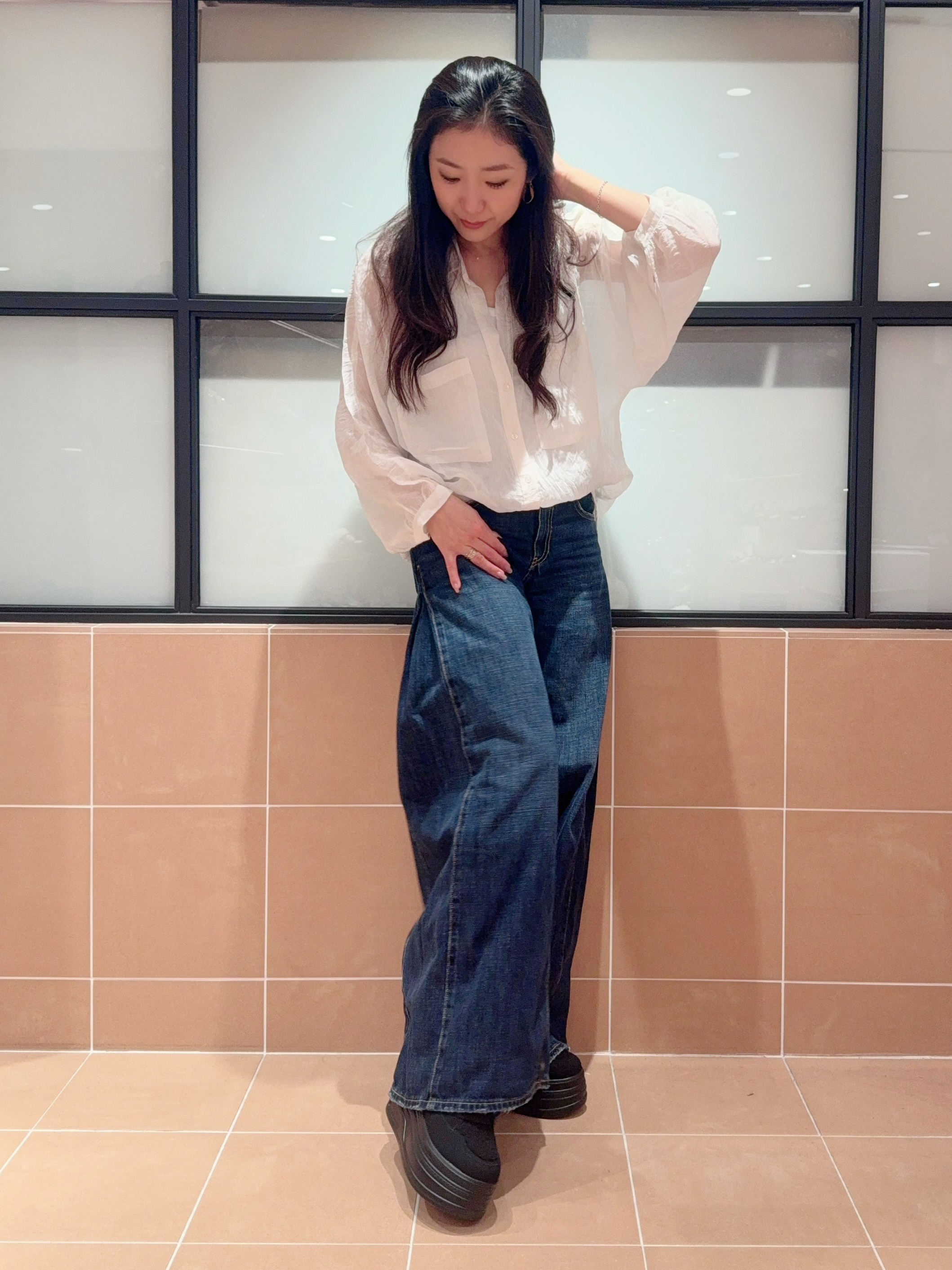 kaoriさんの「ESPERANZA｜きゅんフィットボアスニーカー」を使ったコーディネート