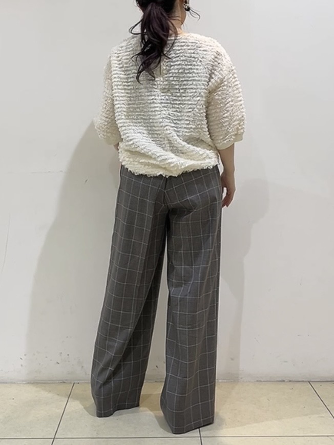 watanabeさんの「UNTITLED｜【秋映え/体型カバー】フェザージャガードプルオーバー」を使ったコーディネート