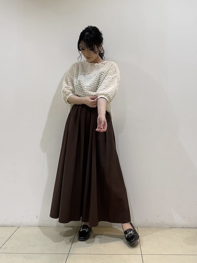 watanabeさんの「UNTITLED｜【秋映え/体型カバー】フェザージャガードプルオーバー」を使ったコーディネート