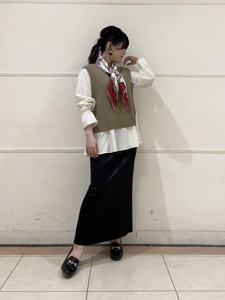 watanabeさんの「UNTITLED｜【洗える／1枚でコーデ完成】重ね着風ニットトップス」を使ったコーディネート