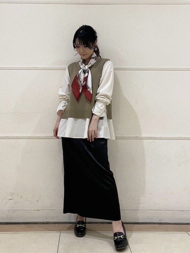 watanabeさんの「UNTITLED｜【洗える／1枚でコーデ完成】重ね着風ニットトップス」を使ったコーディネート