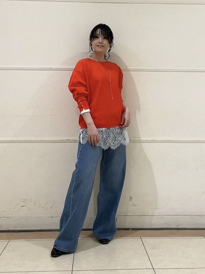 watanabeさんの「UNTITLED｜【洗える／レイヤードにおすすめ】裾レーストップス」を使ったコーディネート