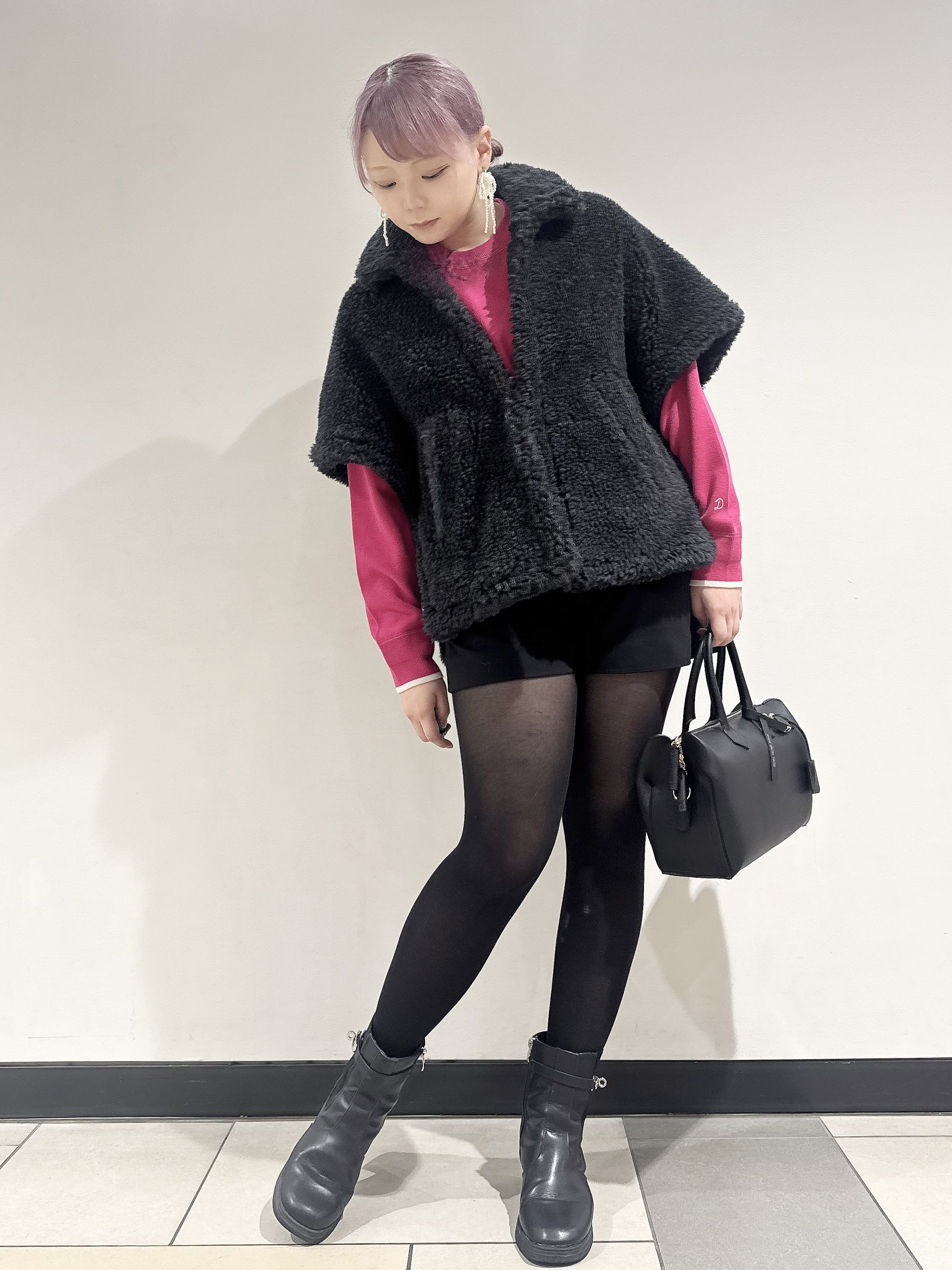 なかもとあきさんの「DRESSTERIOR｜【6色展開/マシンウォッシャブル】コットンカシミヤニット」を使ったコーディネート