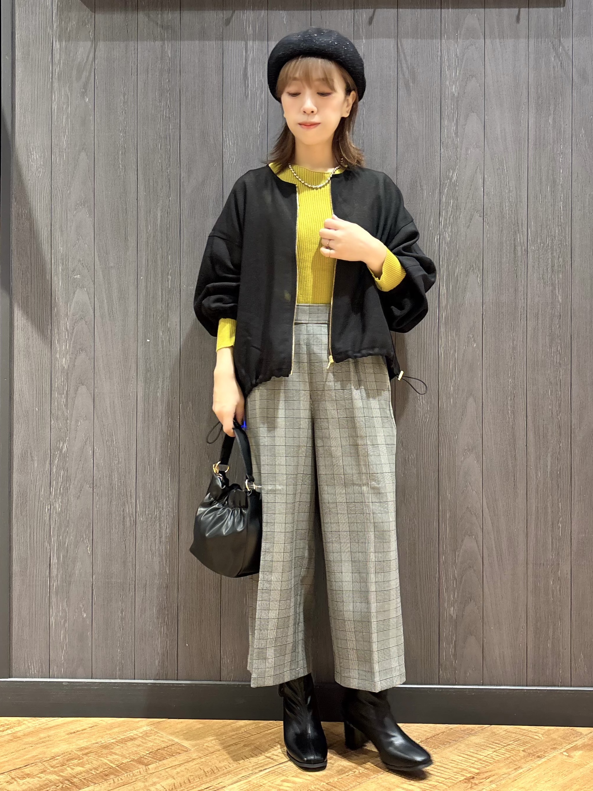 meiさんの「SHOO･LA･RUE｜【通気性〇/セットアップ可/洗濯機可】メッシュドルマン ジップブルゾン」を使ったコーディネート