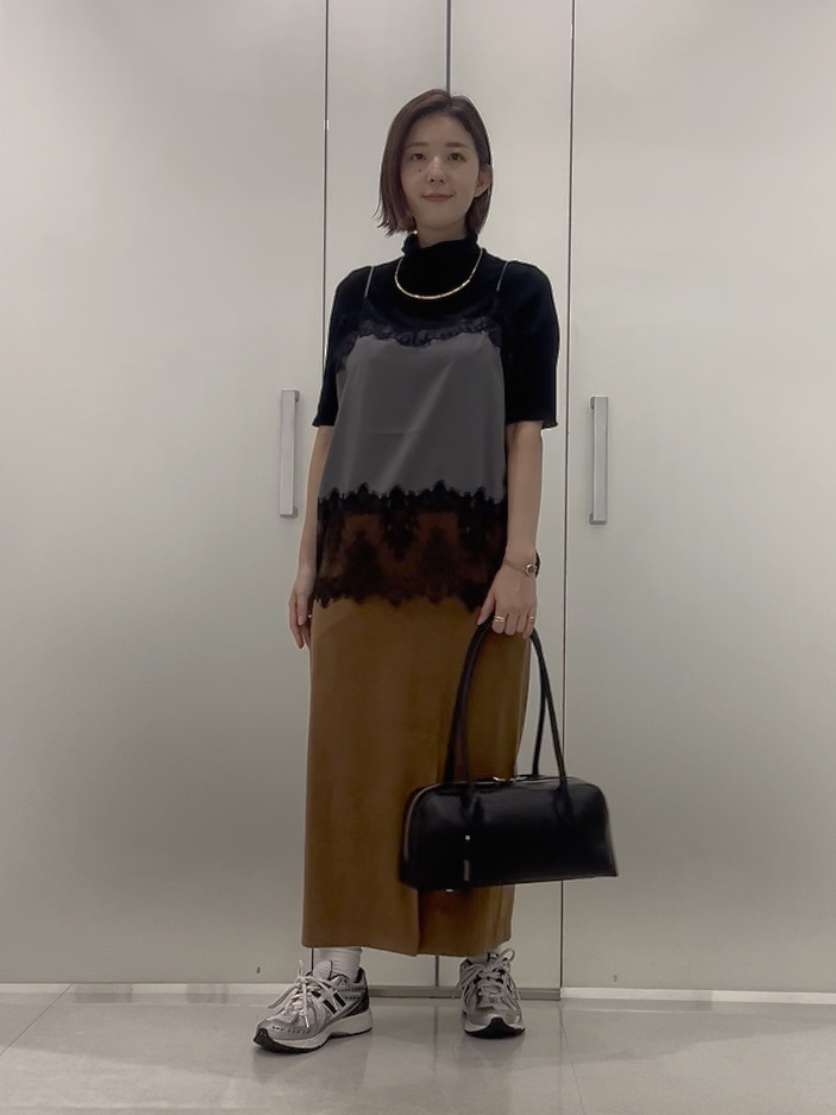 まどかさんの「UNTITLED｜◆【追加/ステンレス】カーヴィプレートショートネックレス」を使ったコーディネート