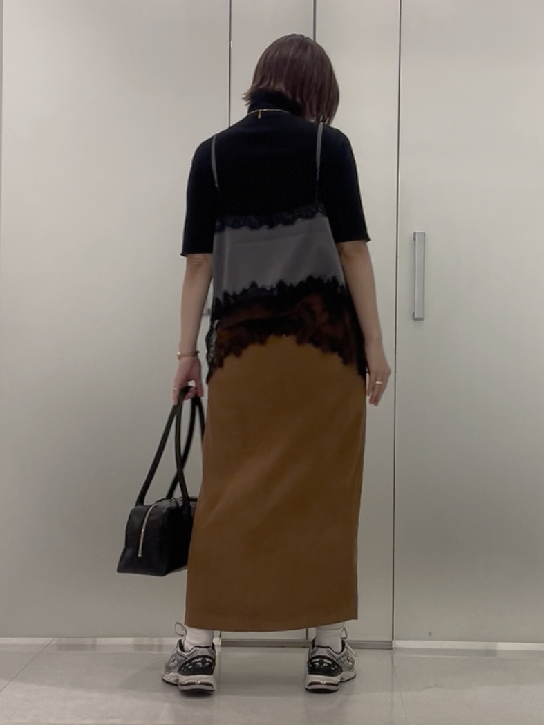 まどかさんの「UNTITLED｜◆【追加/ステンレス】カーヴィプレートショートネックレス」を使ったコーディネート
