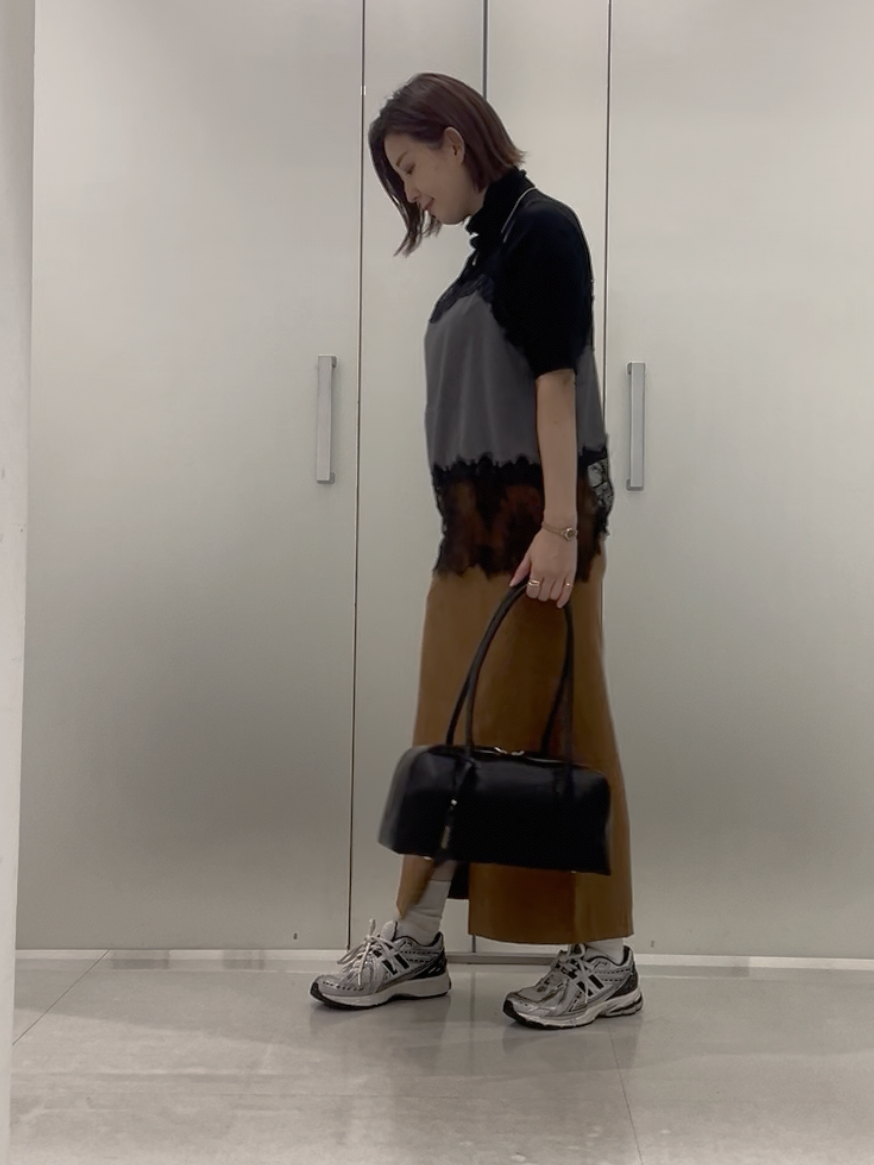 まどかさんの「UNTITLED｜◆【追加/ステンレス】カーヴィプレートショートネックレス」を使ったコーディネート