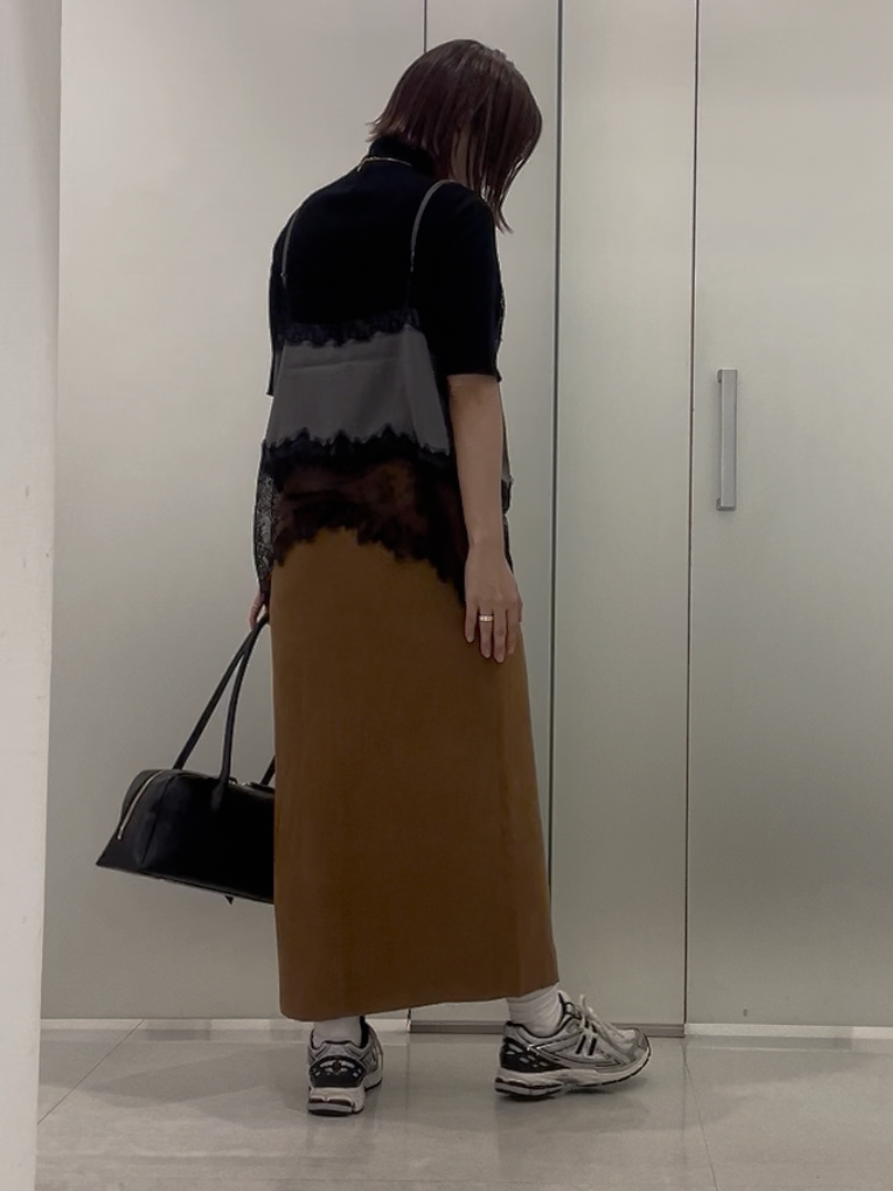まどかさんの「UNTITLED｜◆【追加/ステンレス】カーヴィプレートショートネックレス」を使ったコーディネート
