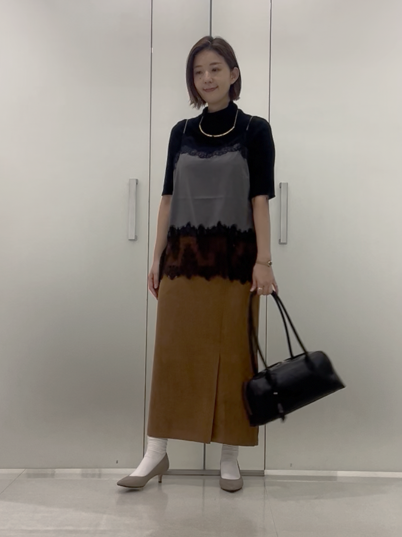 まどかさんの「UNTITLED｜◆【追加/ステンレス】カーヴィプレートショートネックレス」を使ったコーディネート