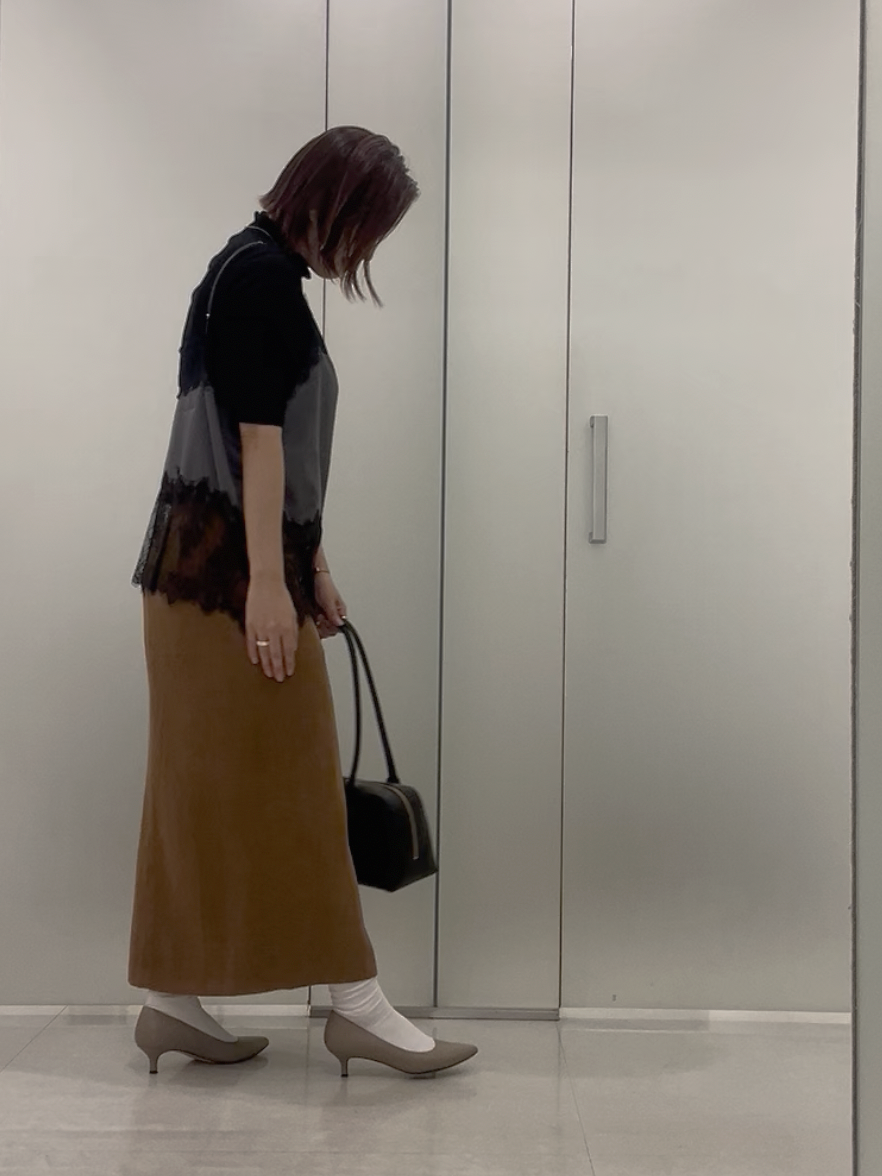 まどかさんの「UNTITLED｜◆【追加/ステンレス】カーヴィプレートショートネックレス」を使ったコーディネート