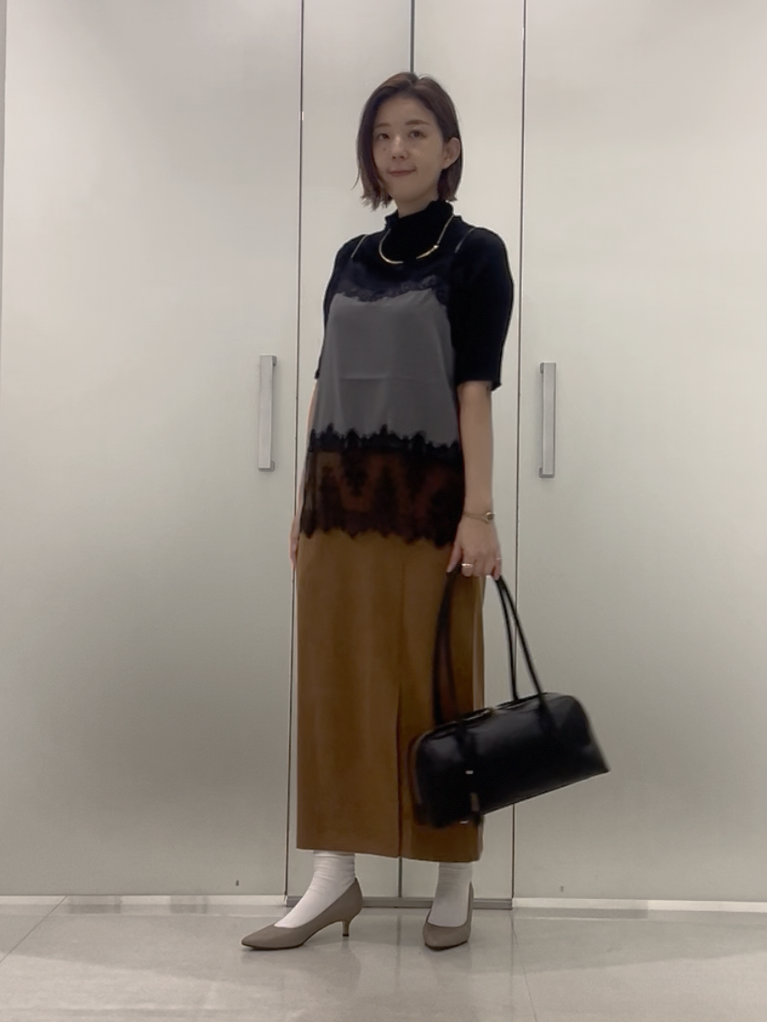 まどかさんの「UNTITLED｜◆【追加/ステンレス】カーヴィプレートショートネックレス」を使ったコーディネート
