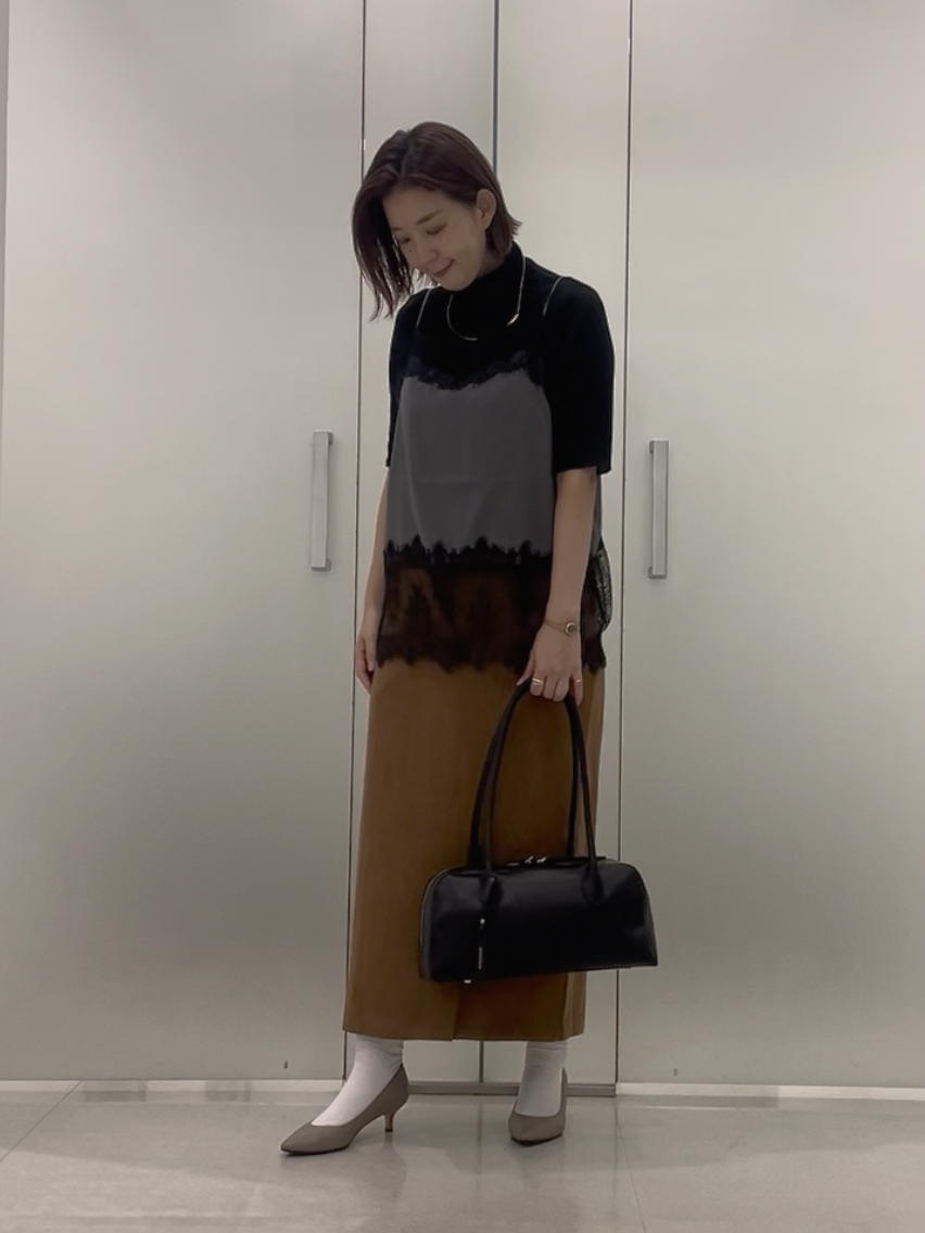 まどかさんの「UNTITLED｜◆【追加/ステンレス】カーヴィプレートショートネックレス」を使ったコーディネート