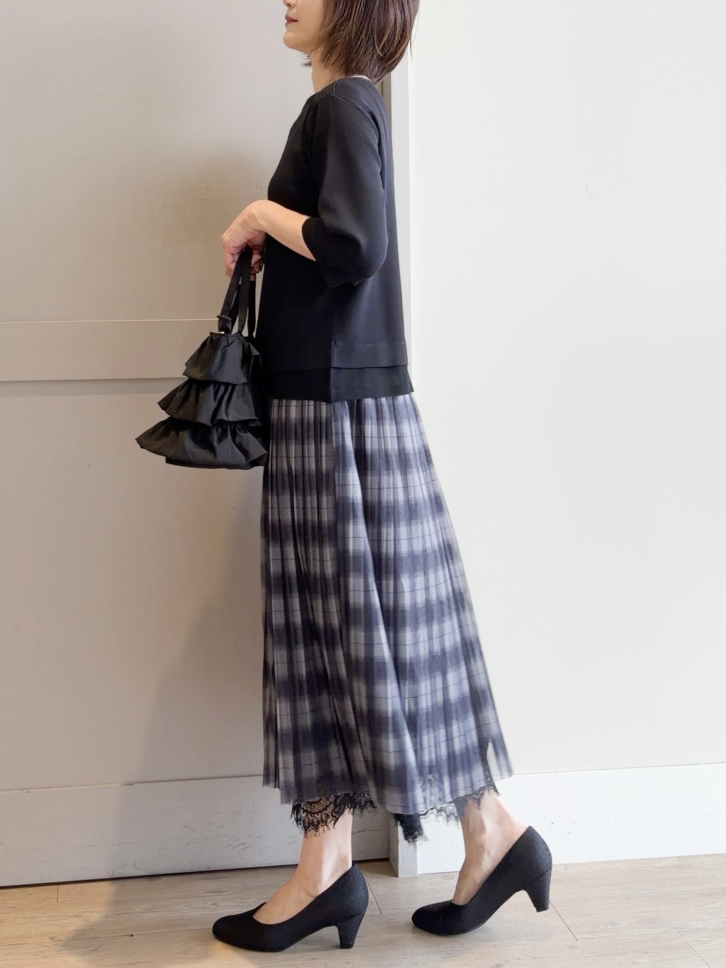 yamakoさんの「grove｜【人気シリーズに新型登場】袖口シアーやわらかドライタッチニット」を使ったコーディネート