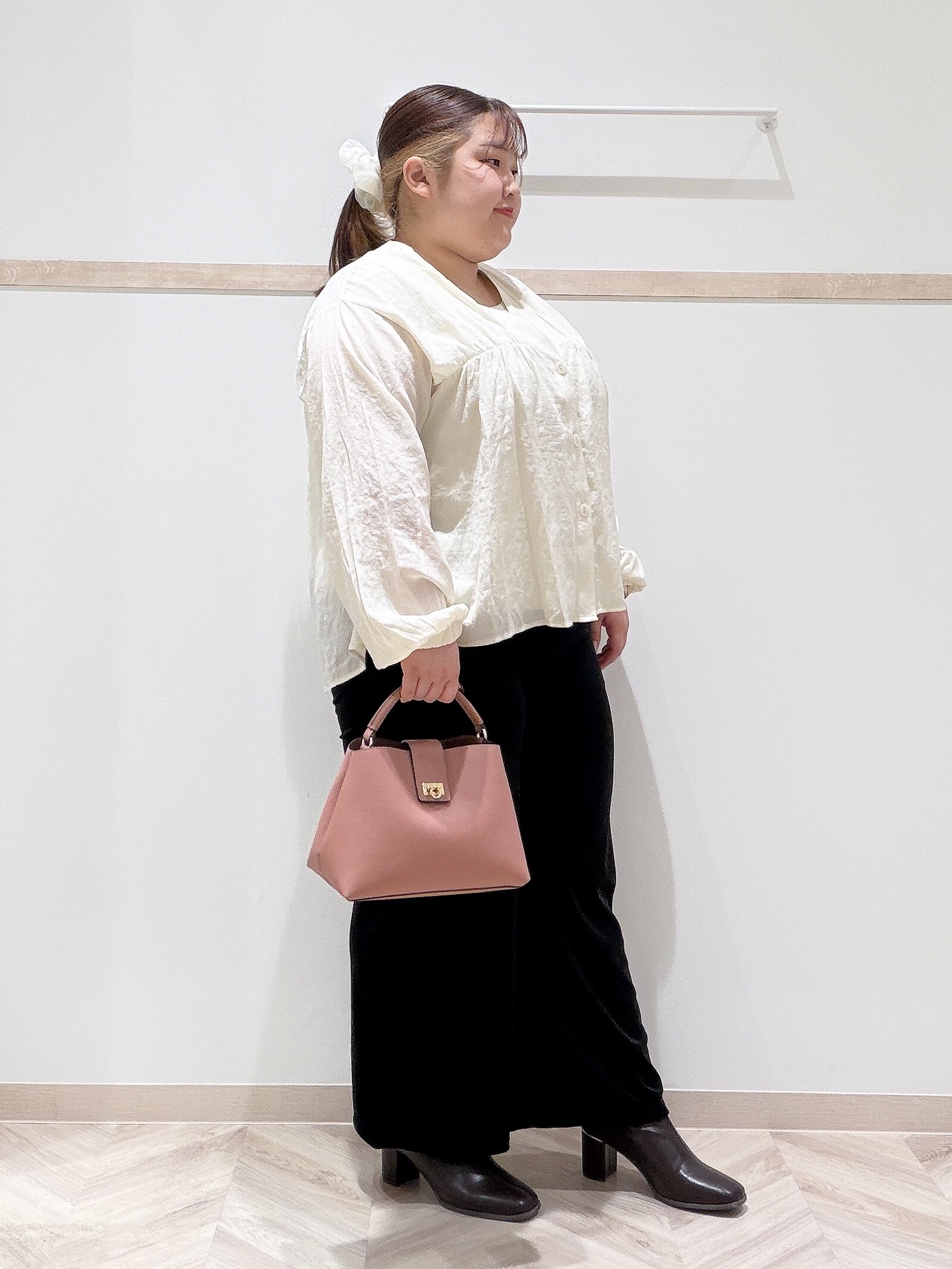 ゆめかさんの「SHOO･LA･RUE｜シャーリングシャツカーディガン」を使ったコーディネート
