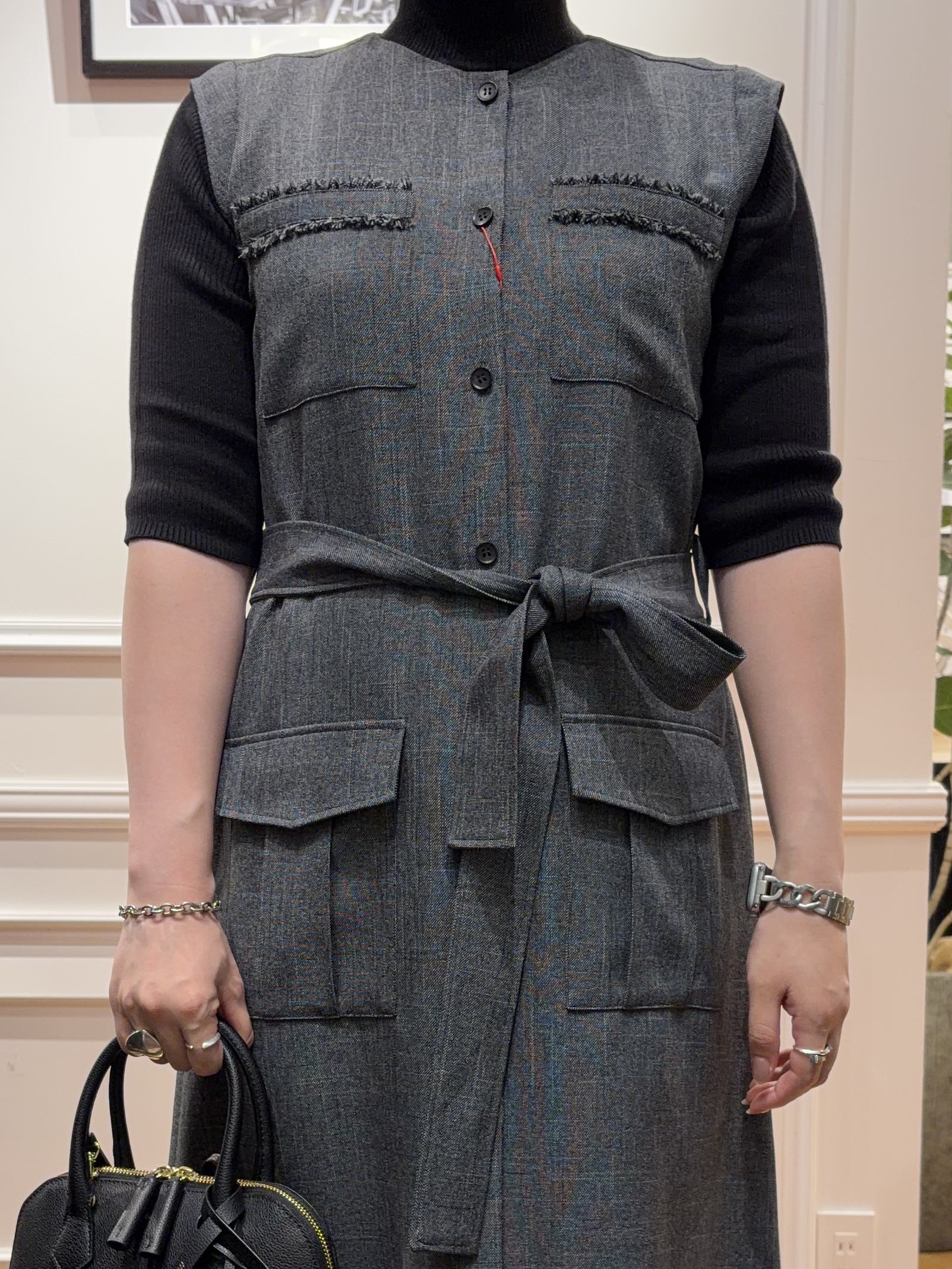 SAKAIさんの「DRESSTERIOR｜【接触冷感】クールタッチ ハーフスリーブニット」を使ったコーディネート
