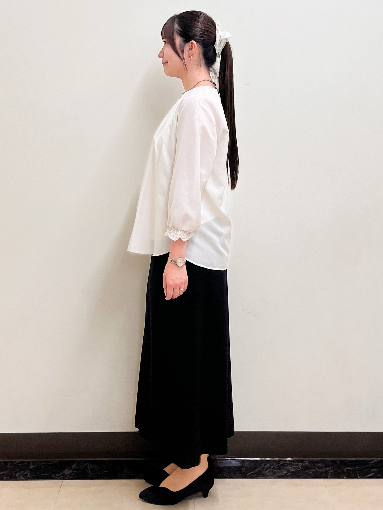 mikikoさんの「Reflect｜タックデザイン ラグランスリーブブラウス」を使ったコーディネート