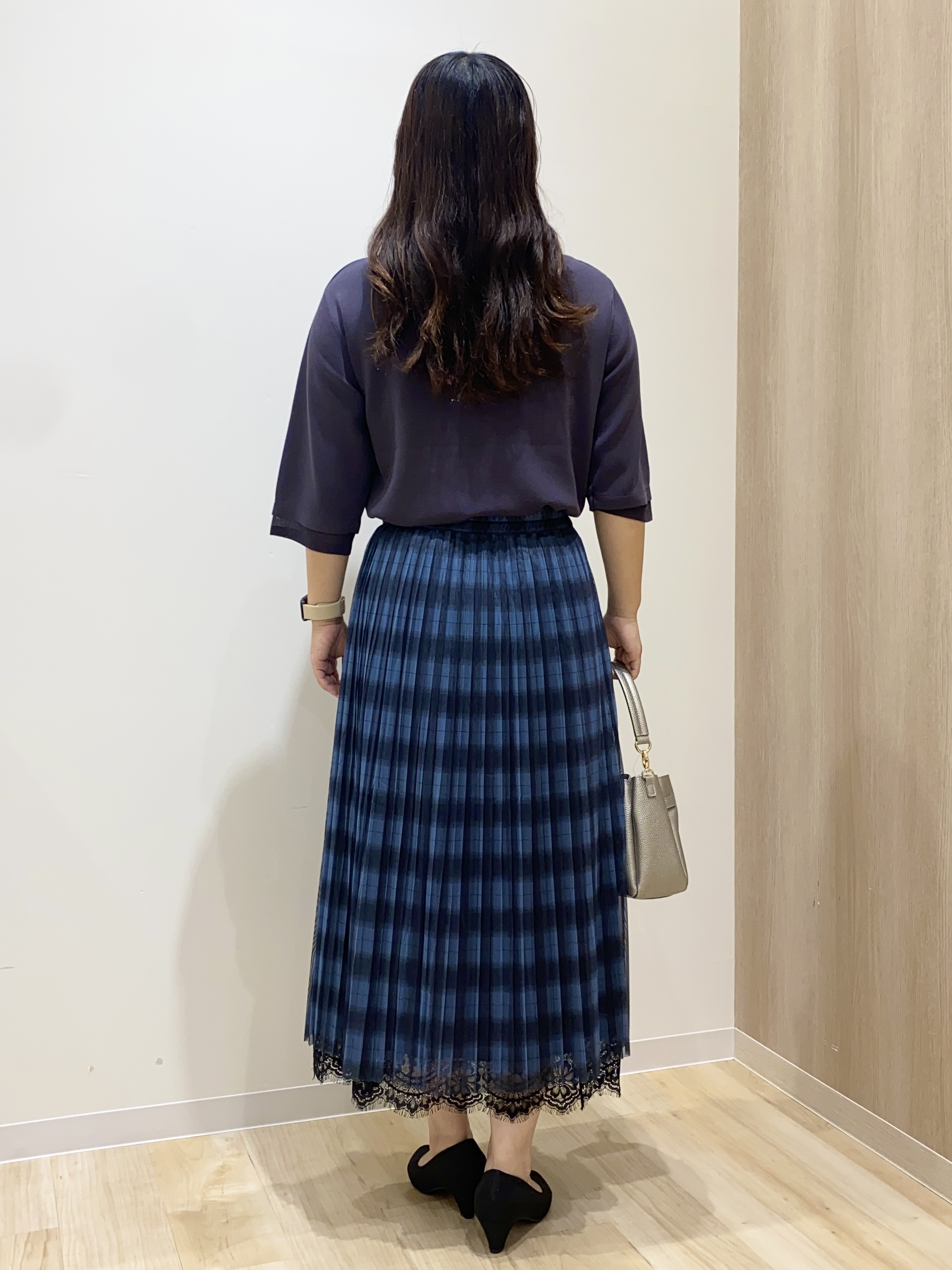 HANAさんの「grove｜【人気シリーズに新型登場】袖口シアーやわらかドライタッチニット」を使ったコーディネート