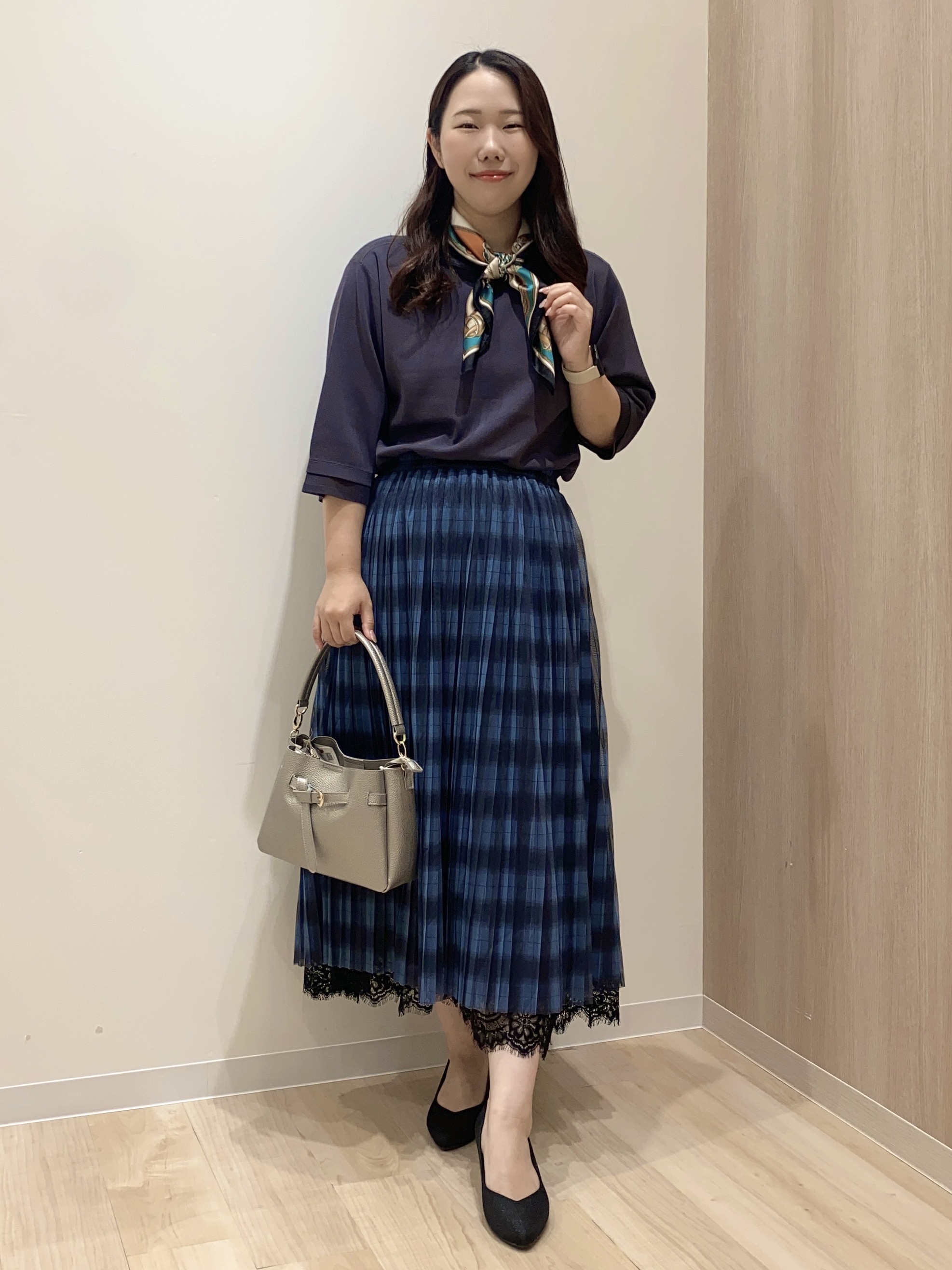 HANAさんの「grove｜【人気シリーズに新型登場】袖口シアーやわらかドライタッチニット」を使ったコーディネート