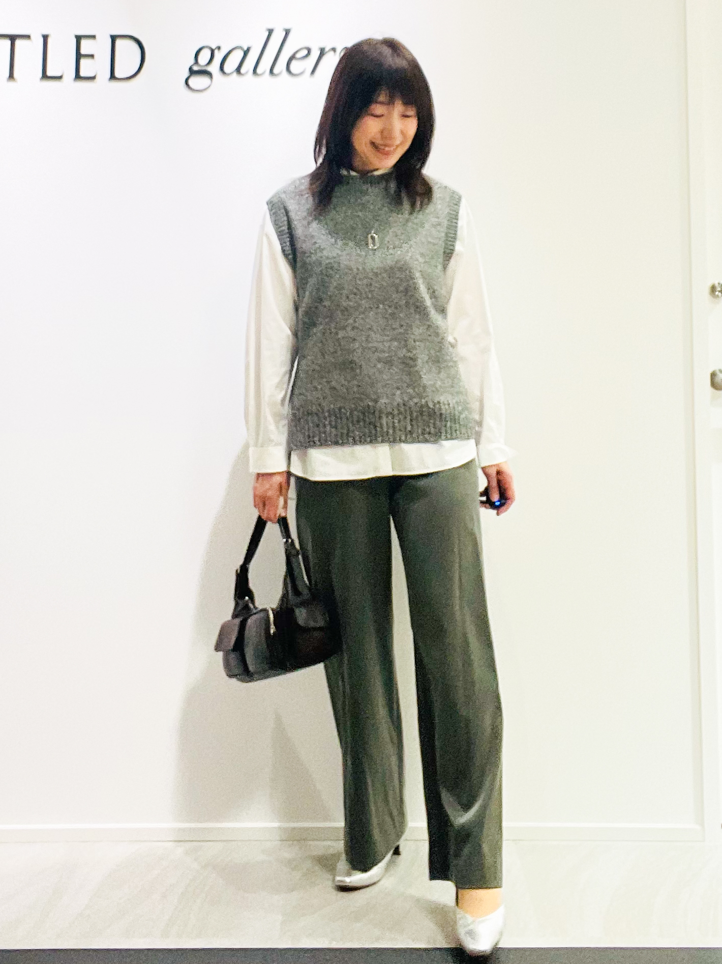 めいさんの「UNTITLED｜【5色展開/手洗い可】ローシルクウールニットベスト」を使ったコーディネート