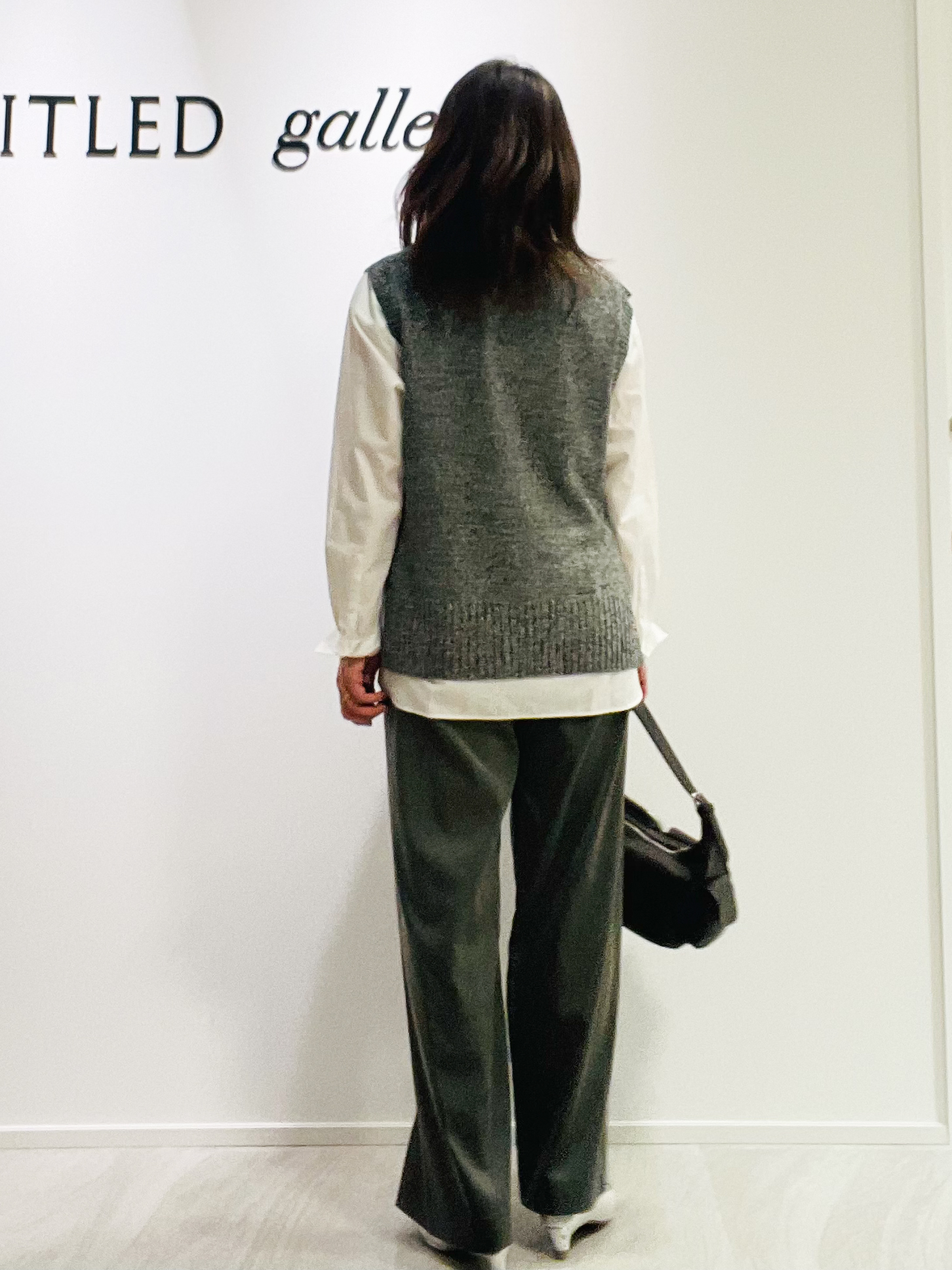 めいさんの「UNTITLED｜【5色展開/手洗い可】ローシルクウールニットベスト」を使ったコーディネート