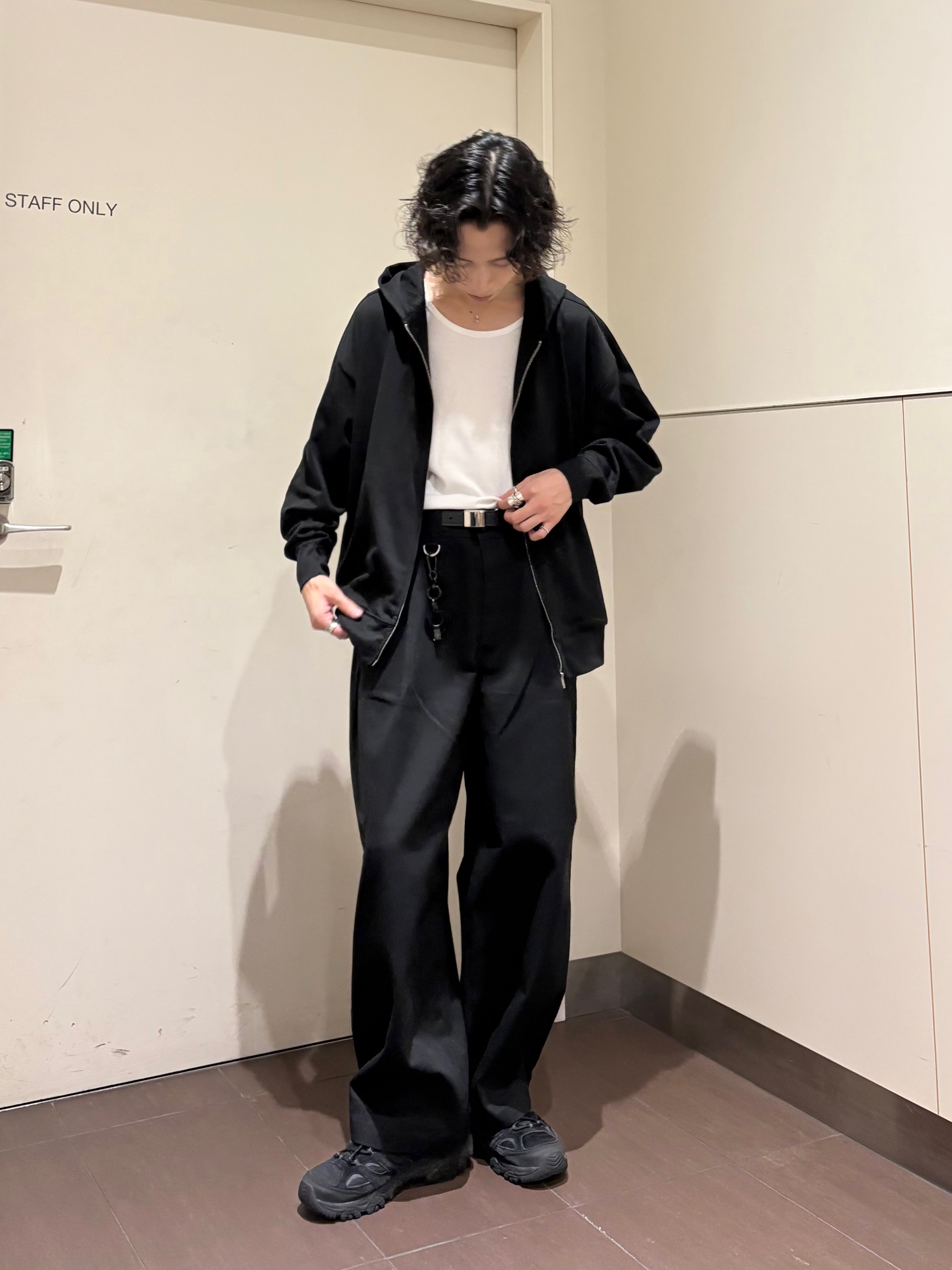 ナノシーさんの「tk.TAKEO KIKUCHI｜【別注】Dickies(R)　TRバレルパンツ」を使ったコーディネート