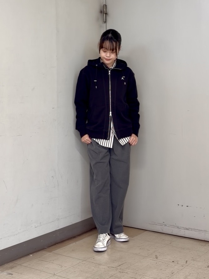 かわぴーさんの「TAKEO KIKUCHI｜【BOWLER HAT LABEL】日本製オルタネートストライプシャツ」を使ったコーディネート