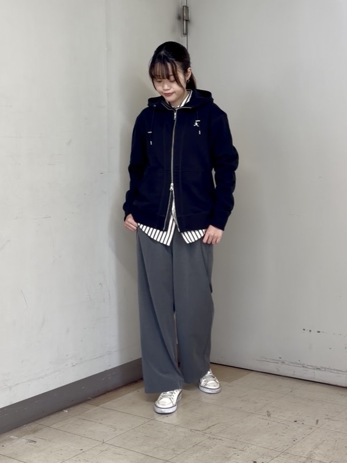 かわぴーさんの「TAKEO KIKUCHI｜【BOWLER HAT LABEL】日本製オルタネートストライプシャツ」を使ったコーディネート