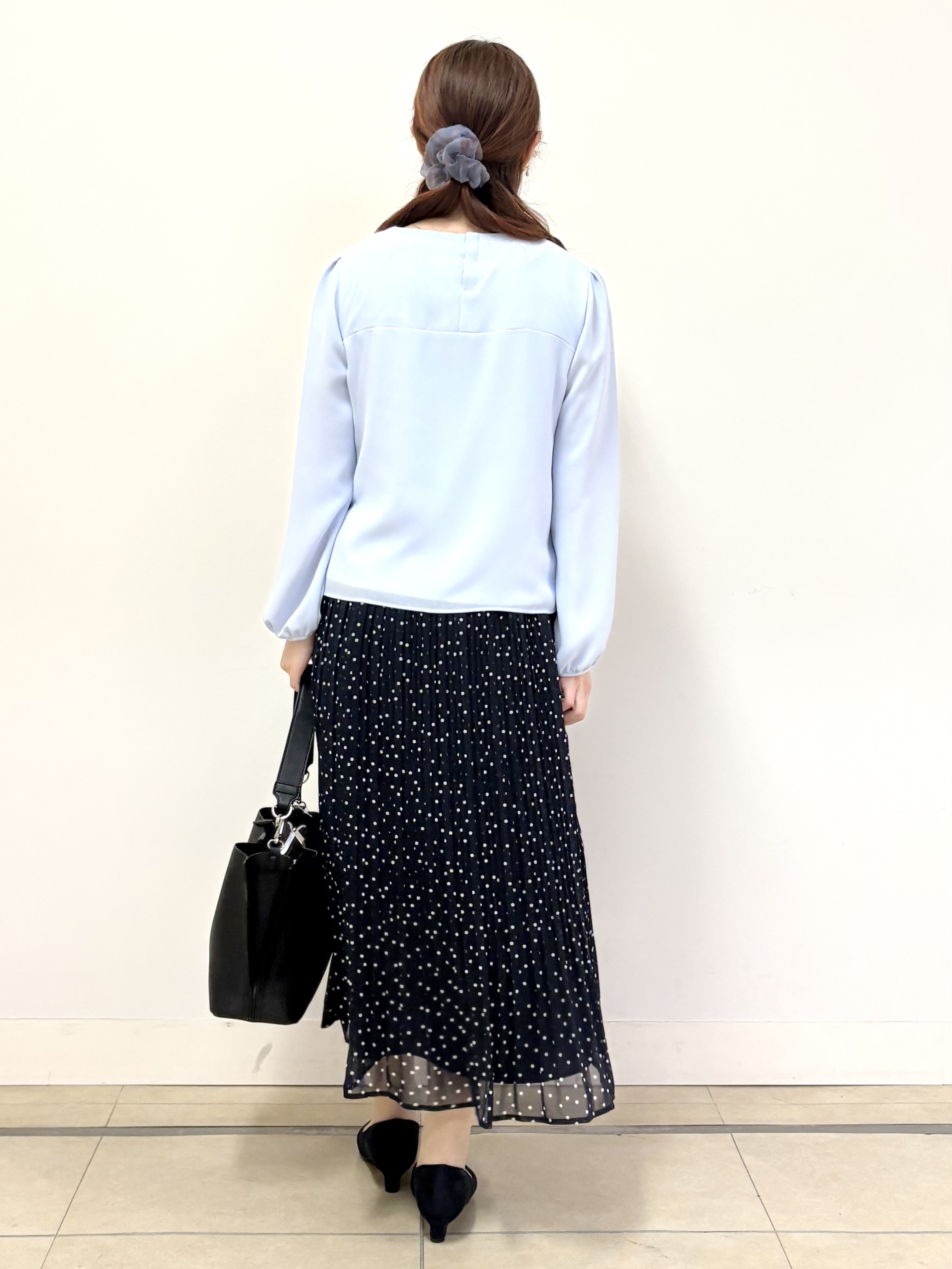 mikiさんの「Reflect｜【SS-4Lサイズ／通勤／セレモニー】クルーネック シフォンブラウス」を使ったコーディネート