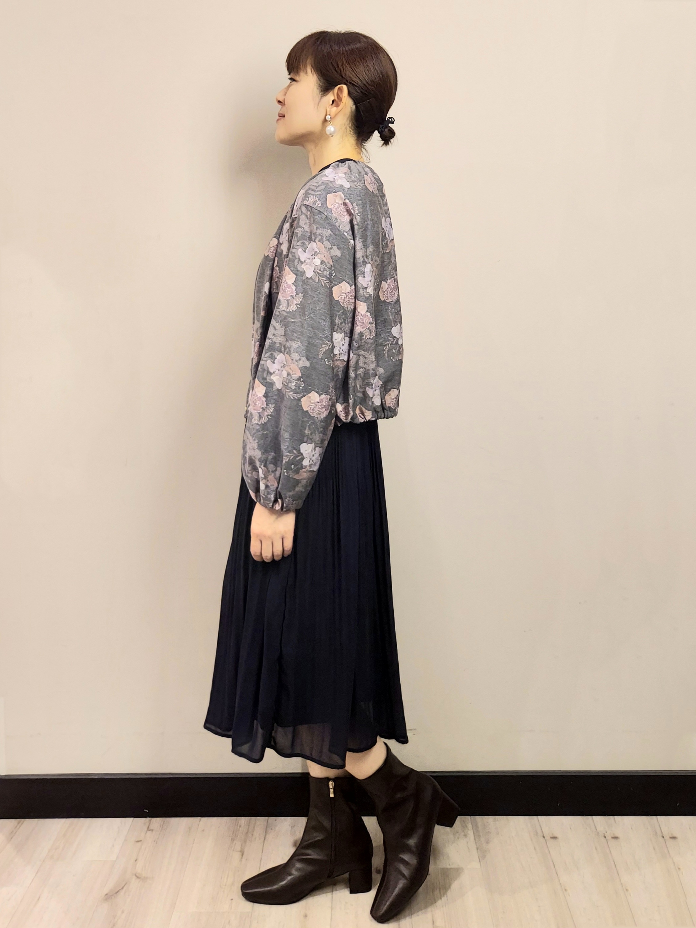 MAKIさんの「index｜◆【日比谷花壇コラボ】フラワーノーカラーブルゾン【洗濯機OK】」を使ったコーディネート