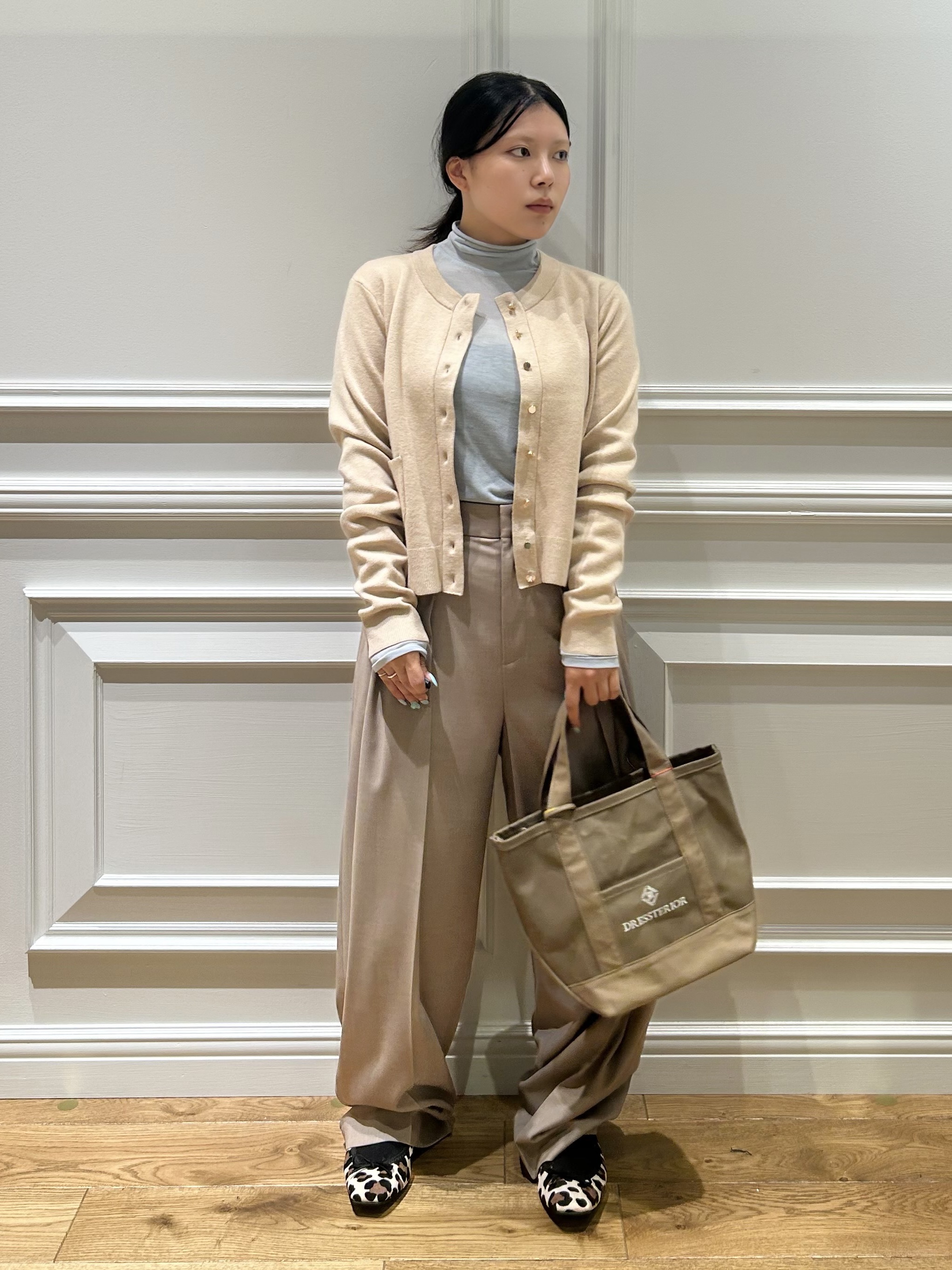 とりみさんの「DRESSTERIOR｜シアータートル」を使ったコーディネート