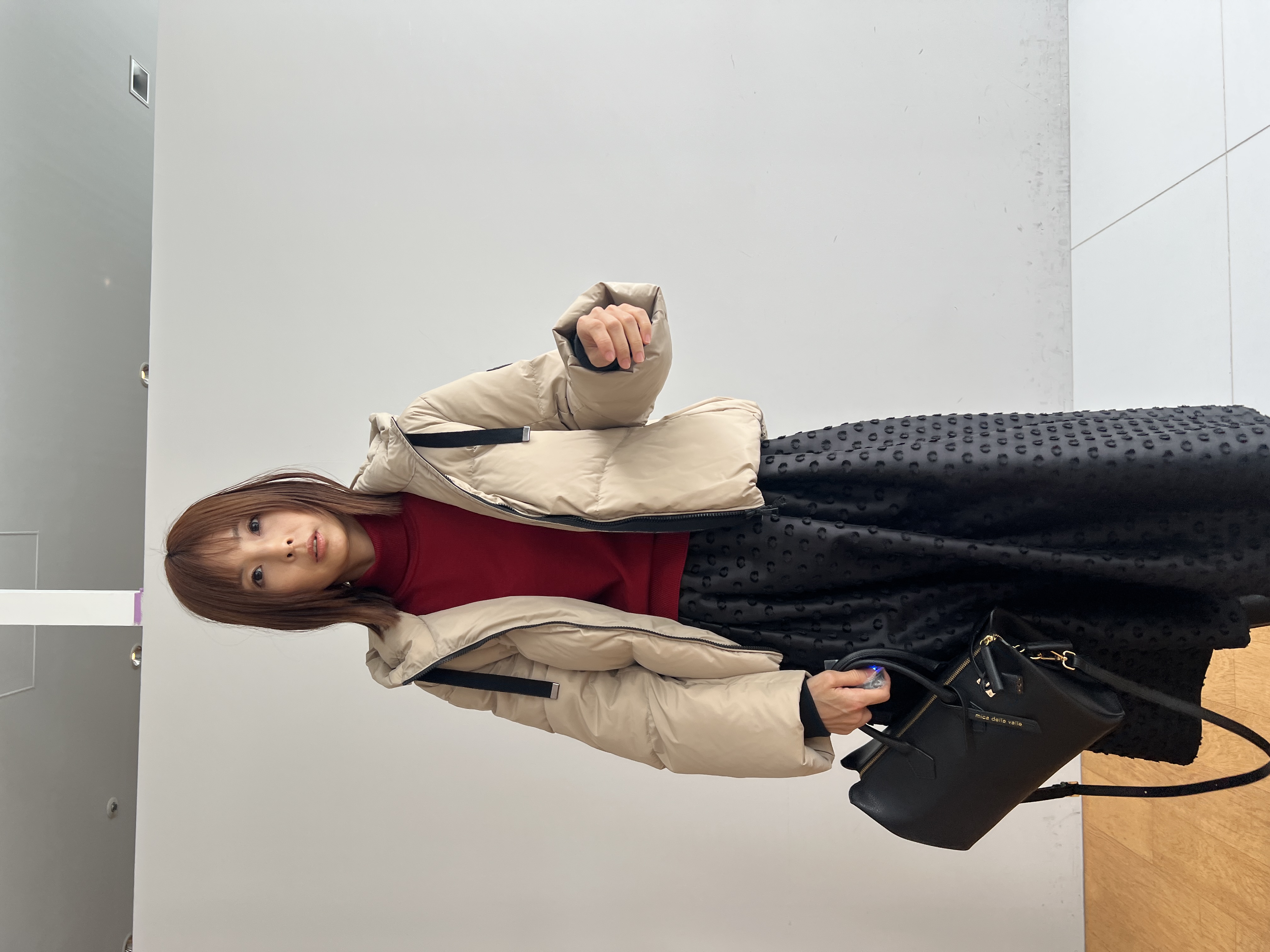 misaさんの「DRESSTERIOR｜カットジャガードボリュームスカート」を使ったコーディネート