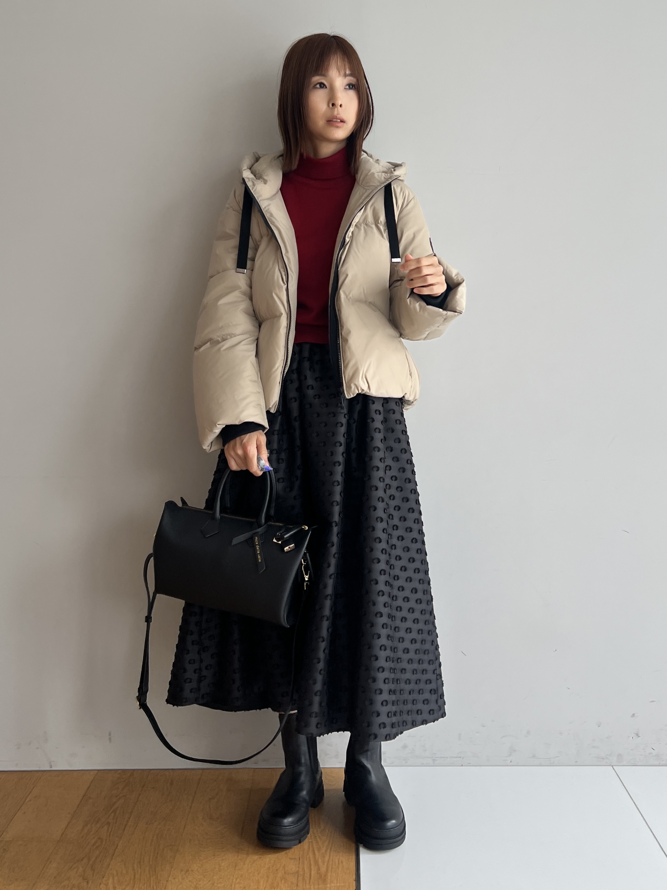 misaさんの「DRESSTERIOR｜カットジャガードボリュームスカート」を使ったコーディネート