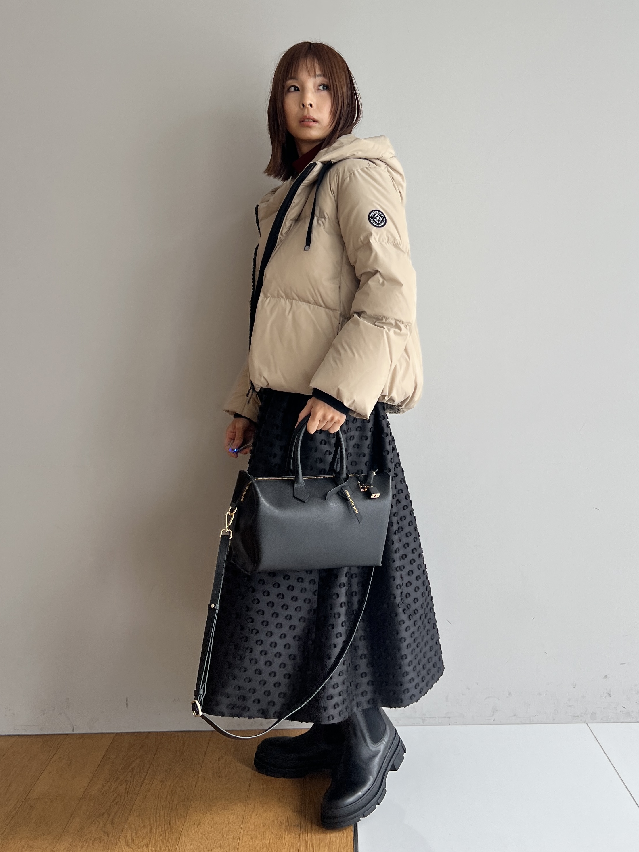 misaさんの「DRESSTERIOR｜カットジャガードボリュームスカート」を使ったコーディネート