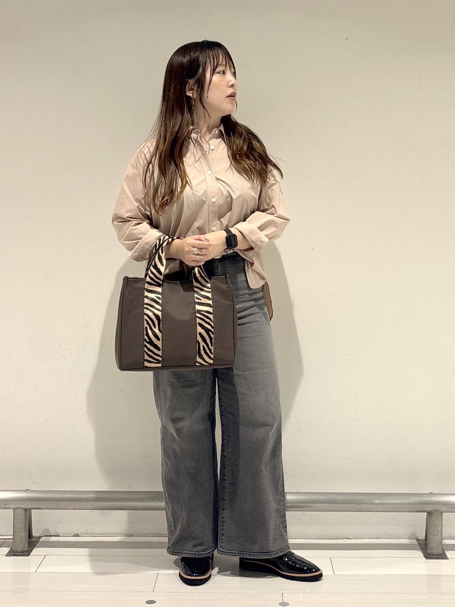 nakamuraさんの「Reflect｜【羽織◎】オフボディシルエットシャツ」を使ったコーディネート
