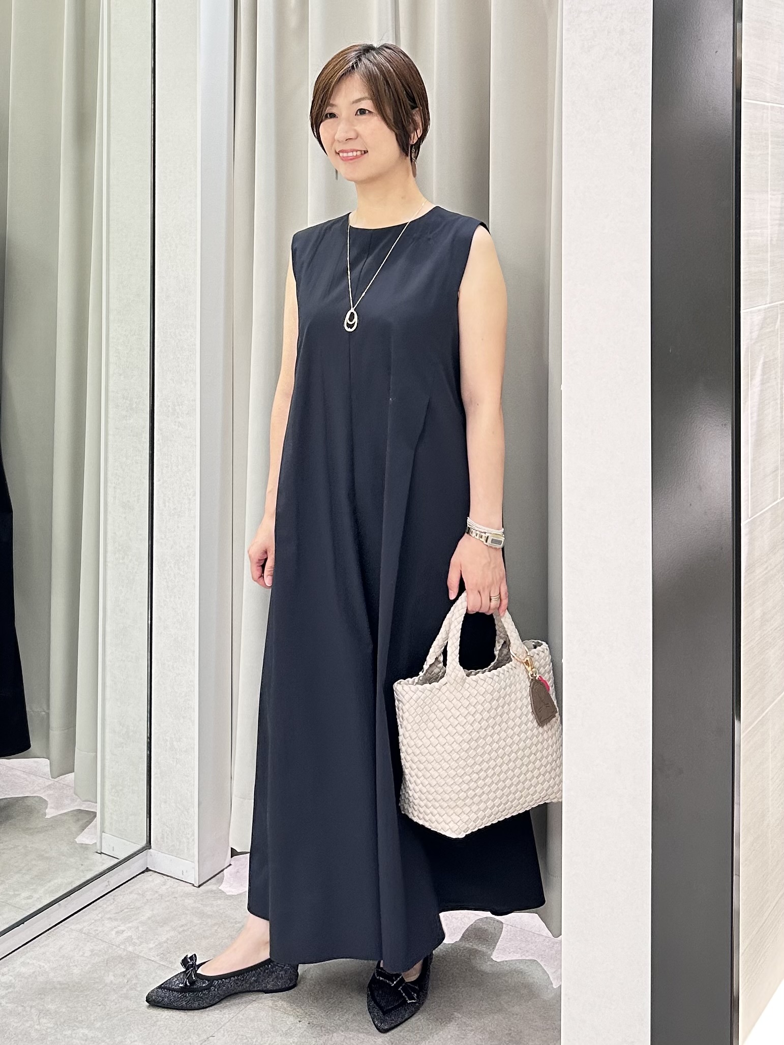 みなこさんの「UNTITLED｜【秋羽織り/セットアップ可/UVカット】エアリークールドロストシャツ」を使ったコーディネート