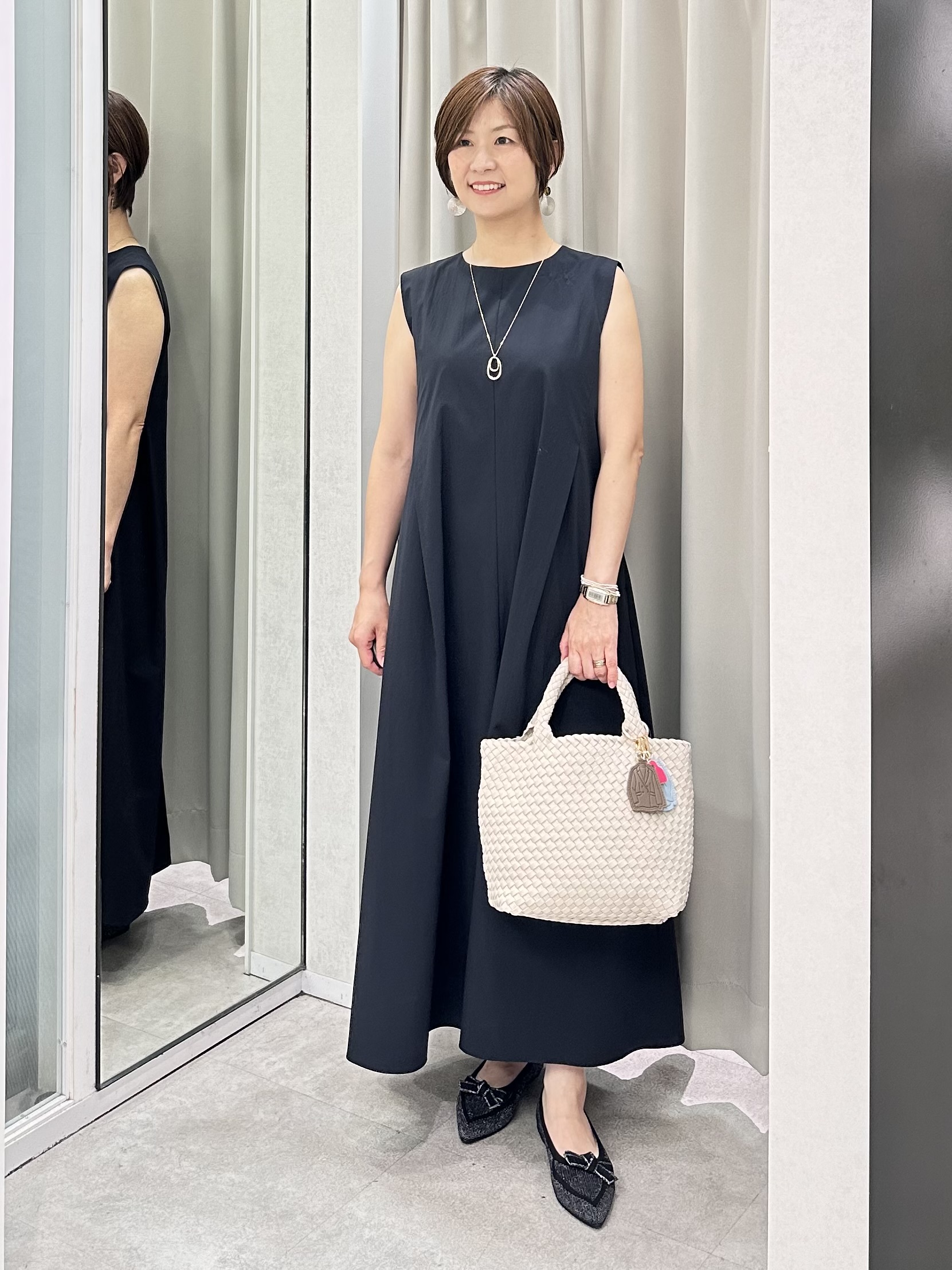 みなこさんの「UNTITLED｜【秋羽織り/セットアップ可/UVカット】エアリークールドロストシャツ」を使ったコーディネート