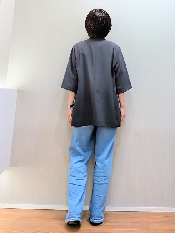 ミズタさんの「UNTITLED｜【1枚でもセットでも】レースキャミ付きプルオーバー」を使ったコーディネート