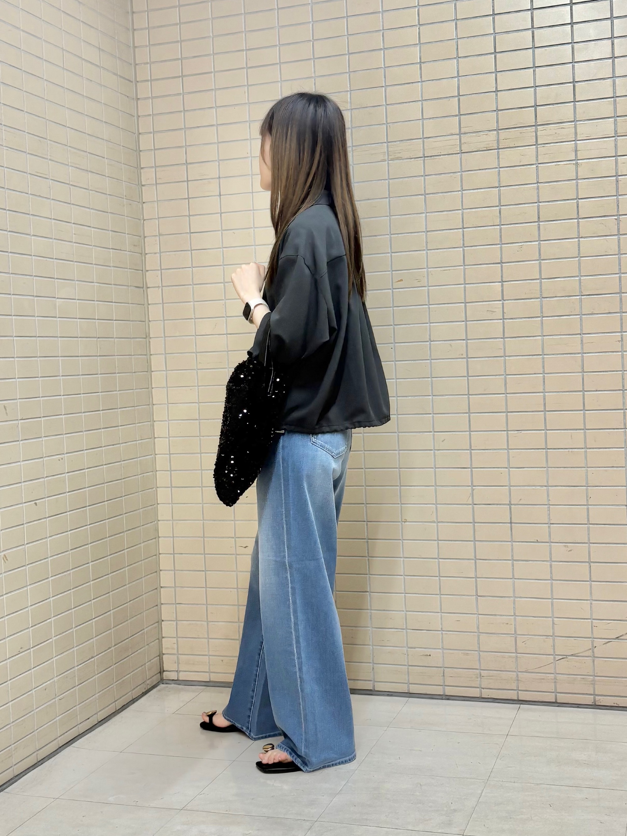 kyokaさんの「UNTITLED｜【秋羽織り/セットアップ可/UVカット】エアリークールドロストシャツ」を使ったコーディネート