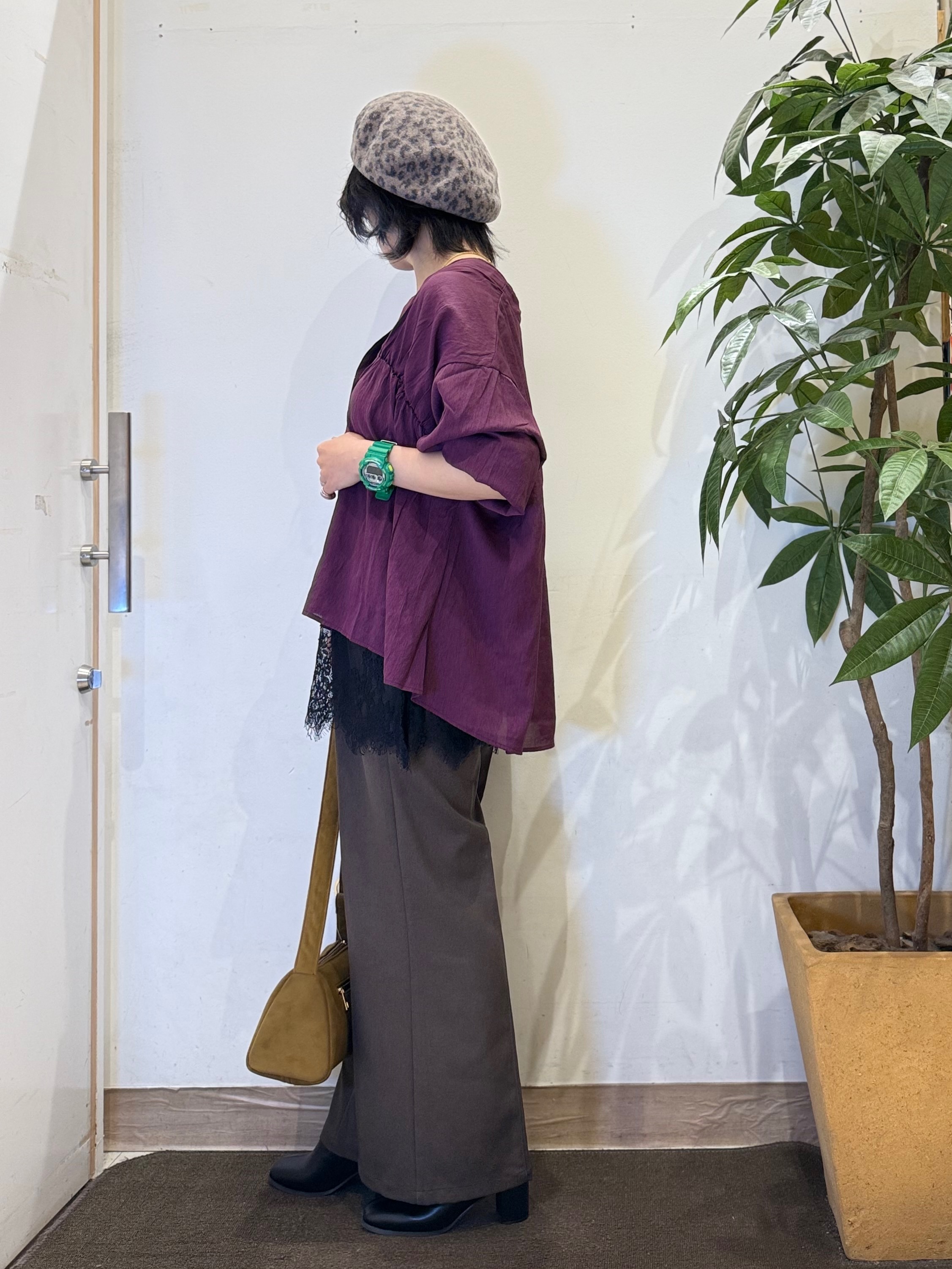 misakiさんの「SHOO･LA･RUE｜【前後2WAY/洗濯機可】レイヤードの幅広がる 旬顔裾レースタンクトップ」を使ったコーディネート