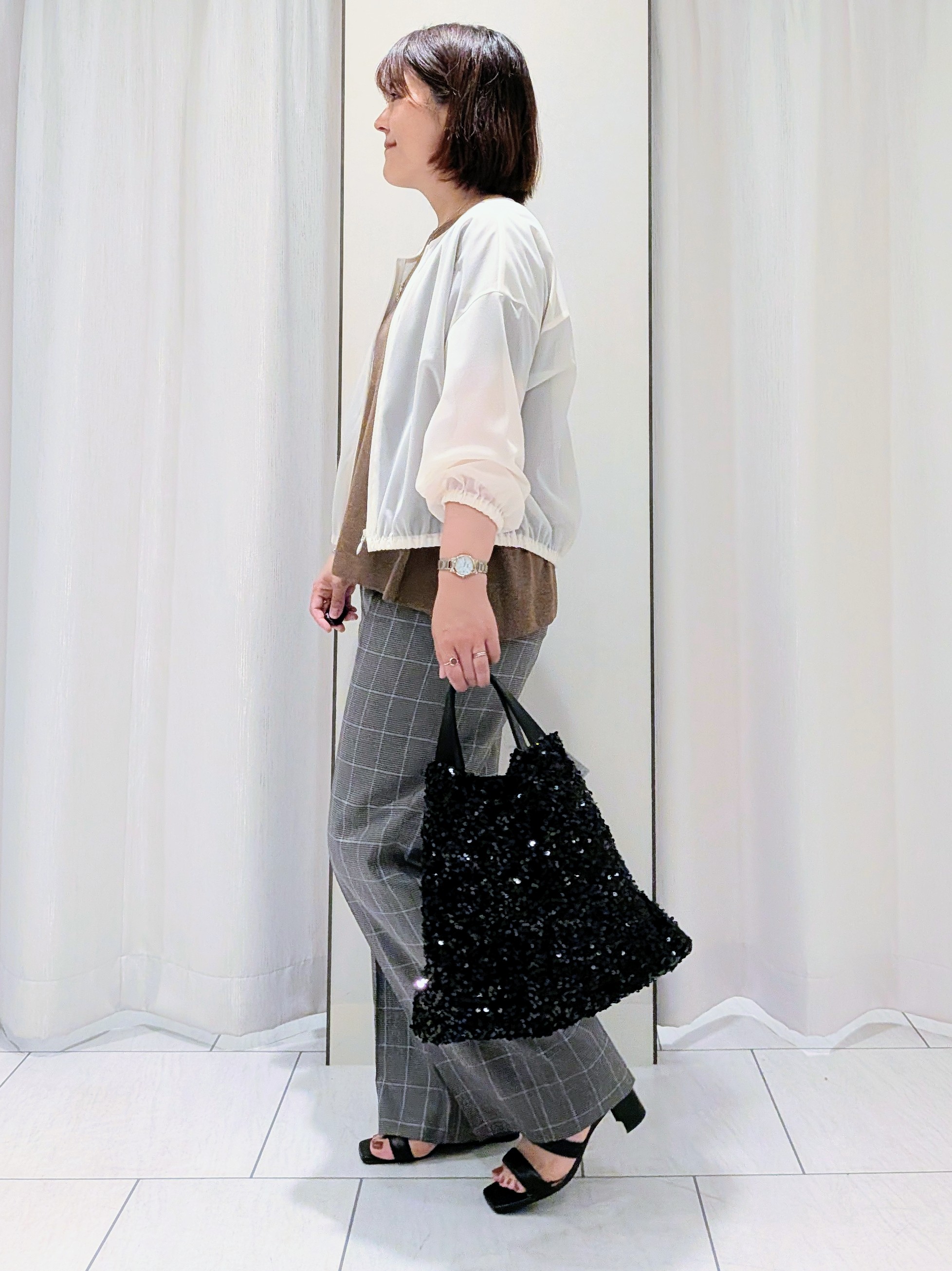 Onumaさんの「UNTITLED｜【アンサンブル可/品のある透け感】Tシャツ風ニットトップス」を使ったコーディネート