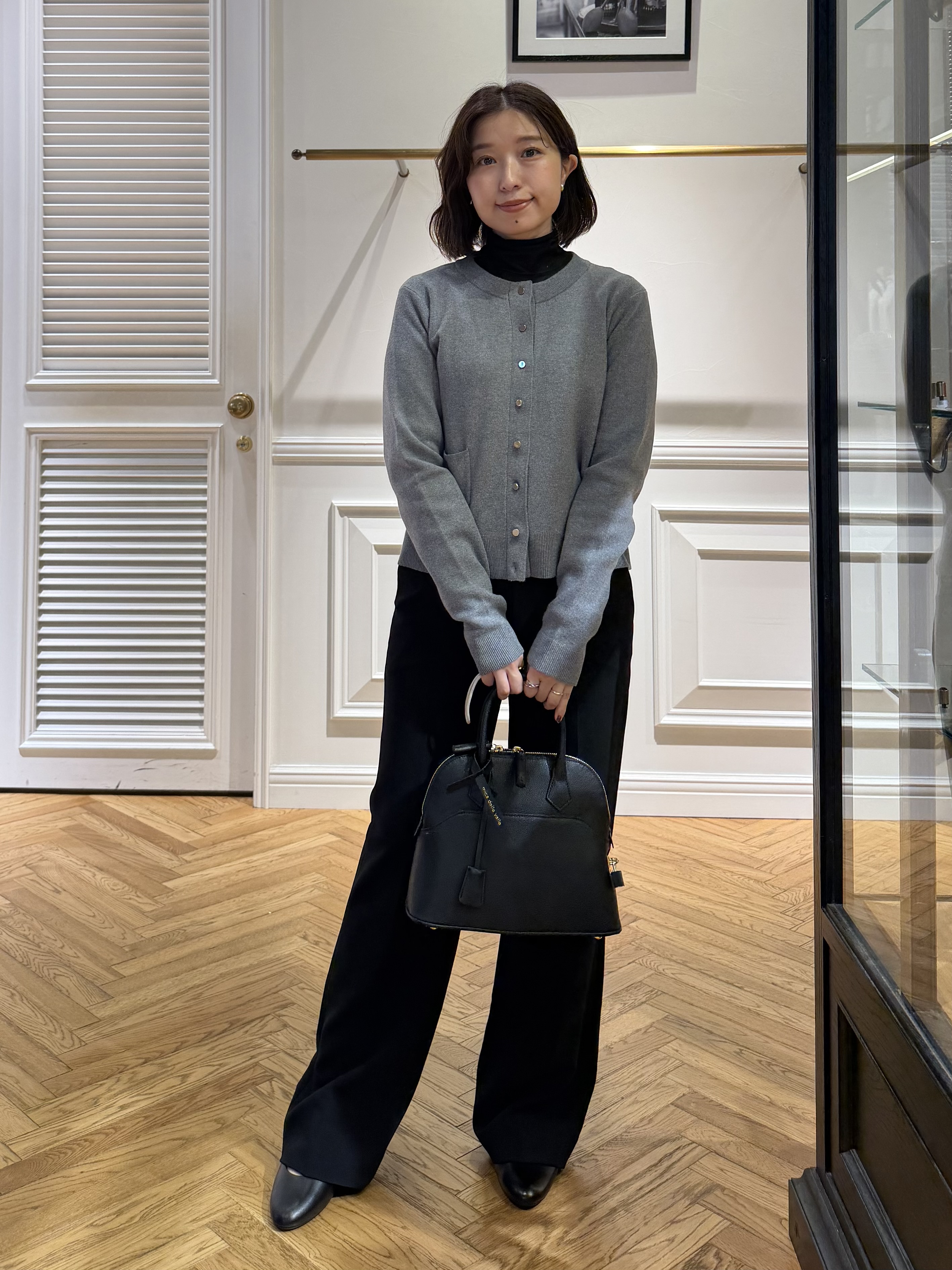 つじ まこさんの「DRESSTERIOR｜シアータートル」を使ったコーディネート