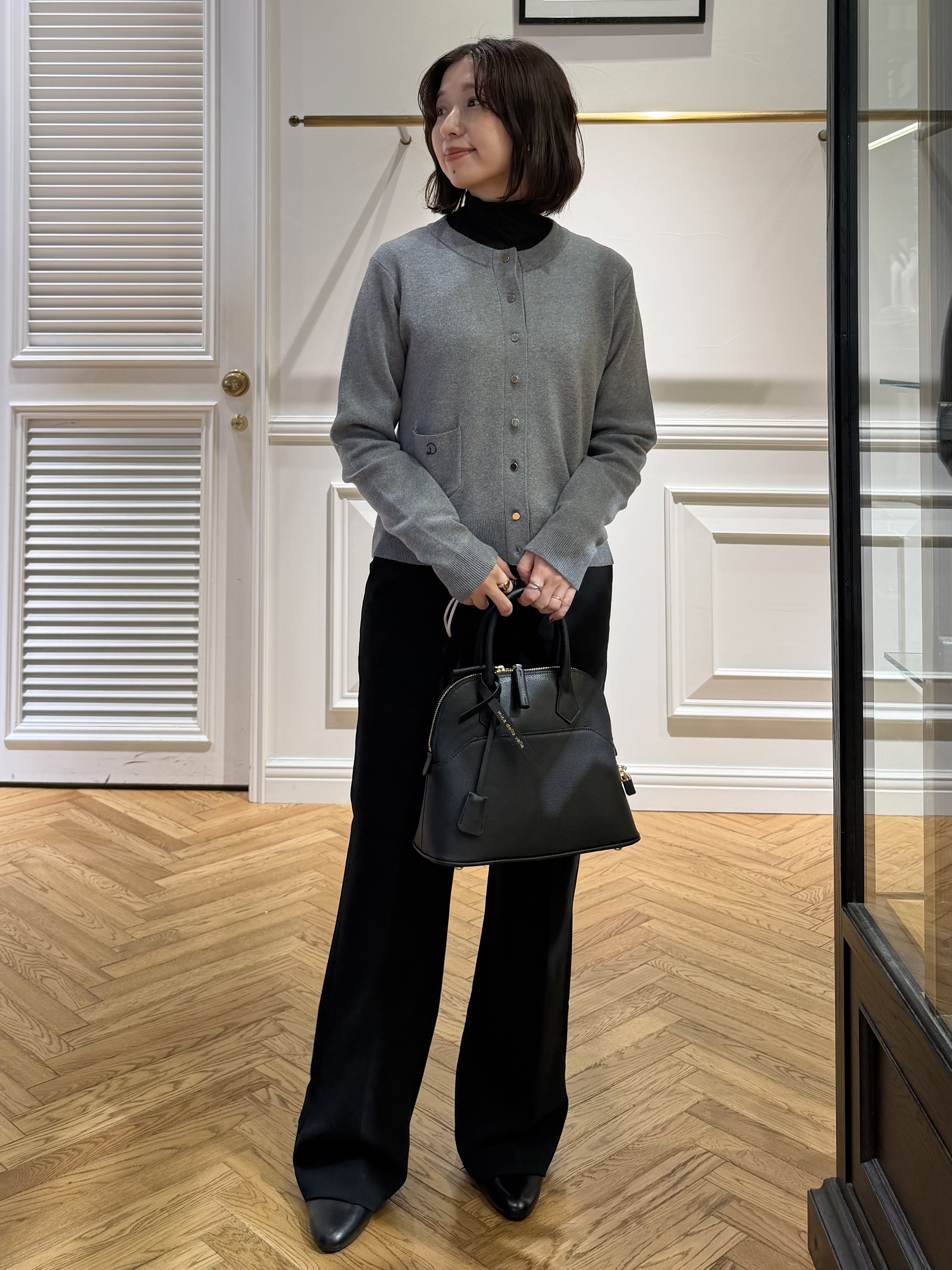 つじ まこさんの「DRESSTERIOR｜シアータートル」を使ったコーディネート
